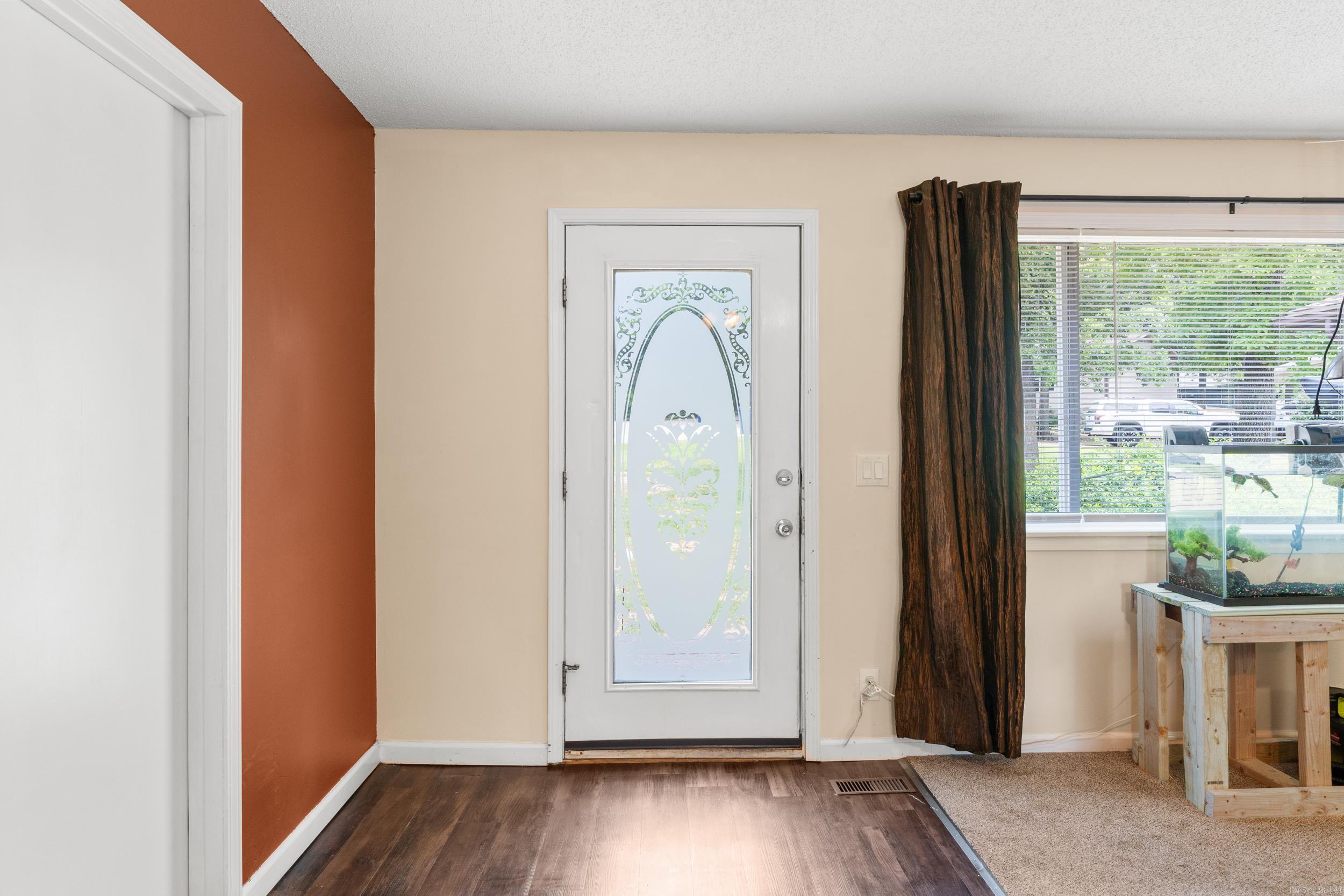 1216 Mark Drive Property Photo 3