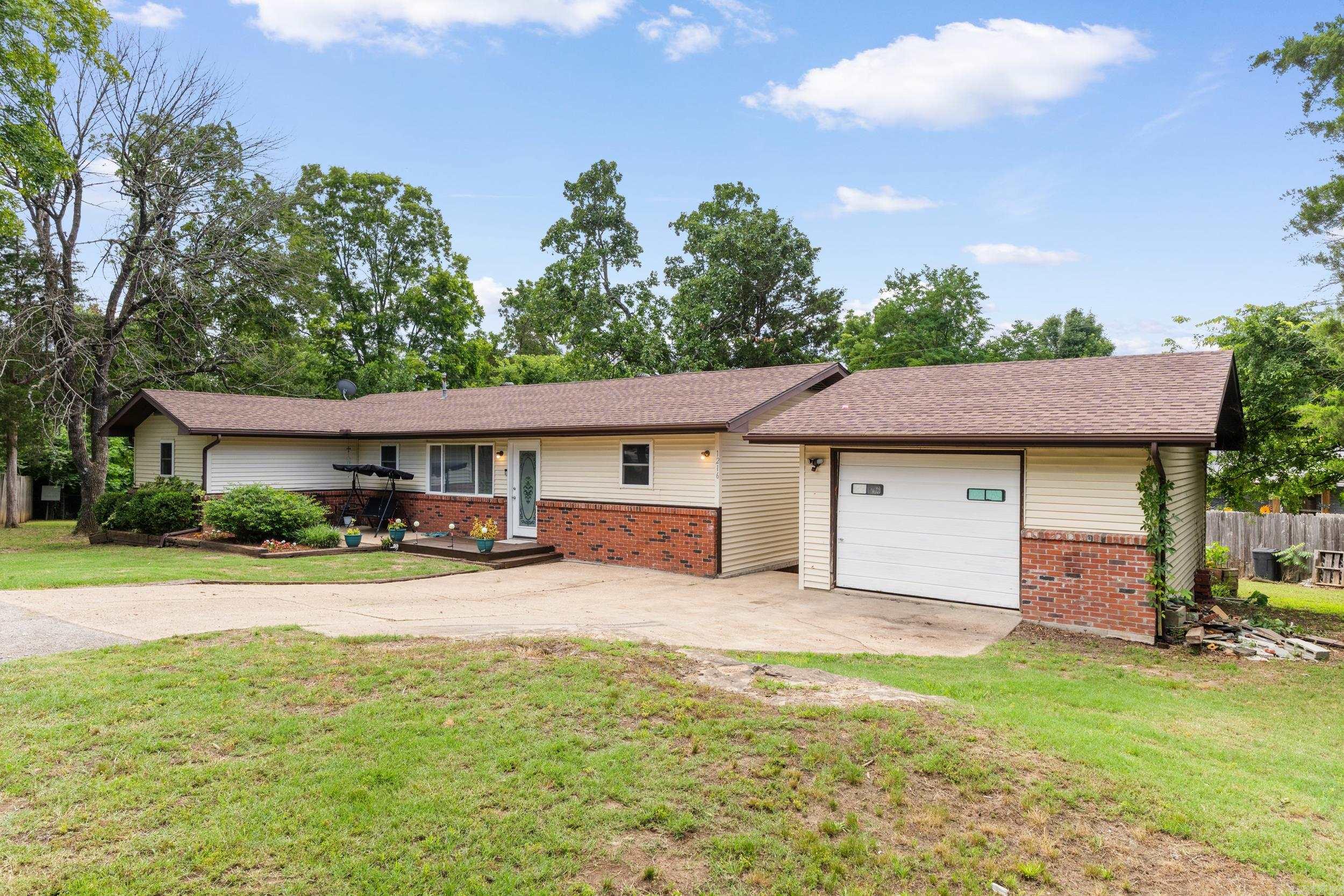 1216 Mark Drive Property Photo 26