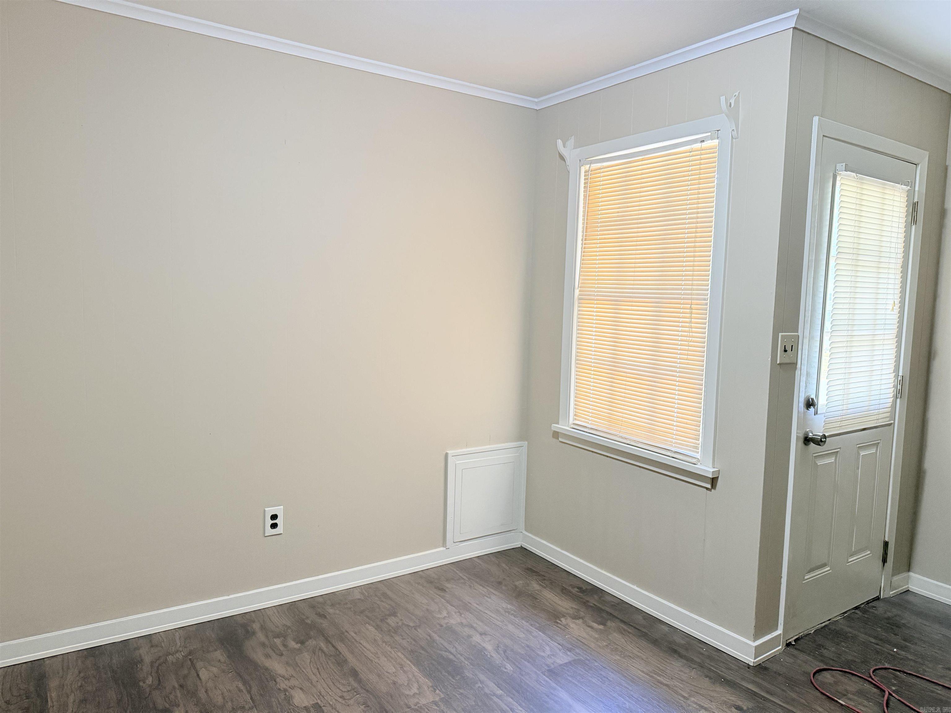 1106 Beech St Property Photo 13