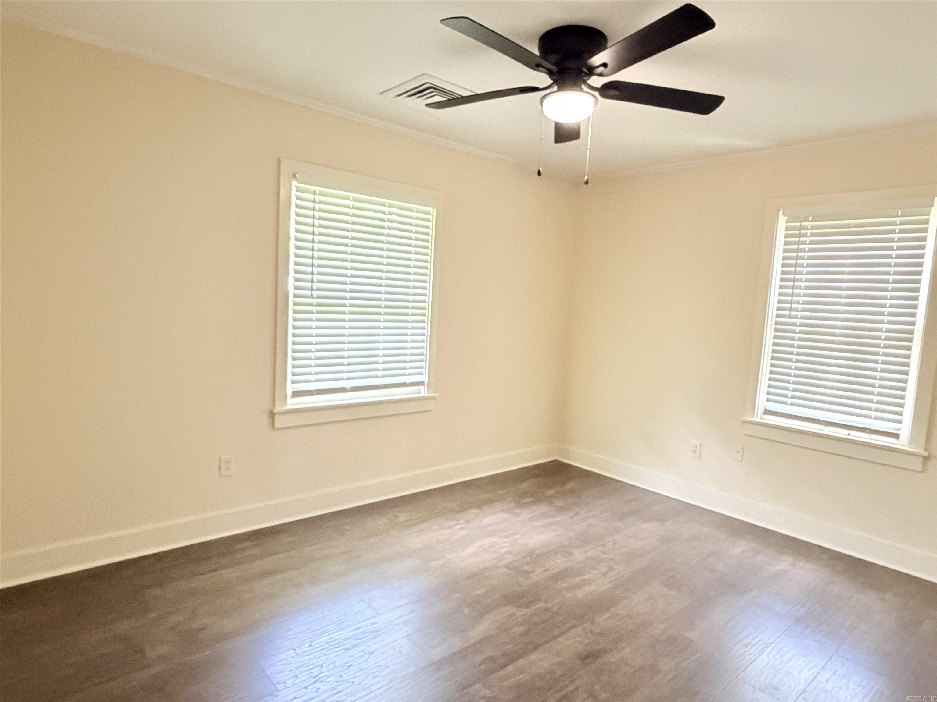 1106 Beech St Property Photo 31