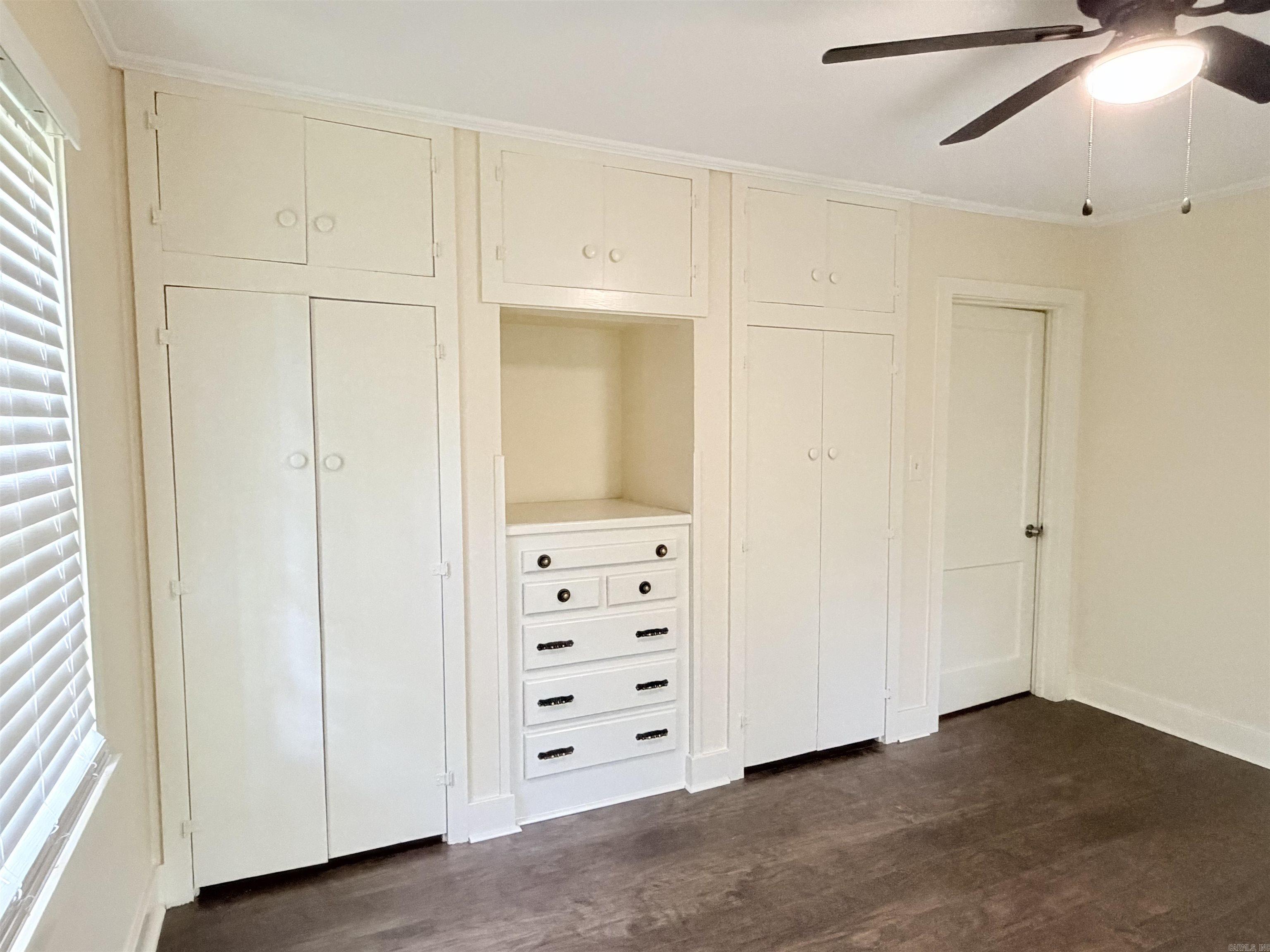1106 Beech St Property Photo 32