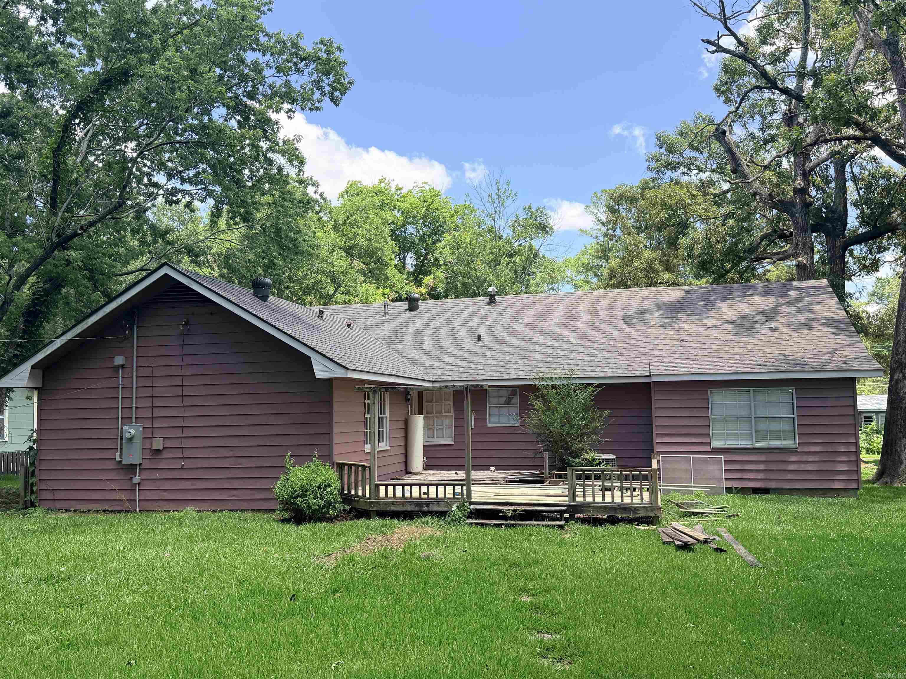 1106 Beech St Property Photo 40