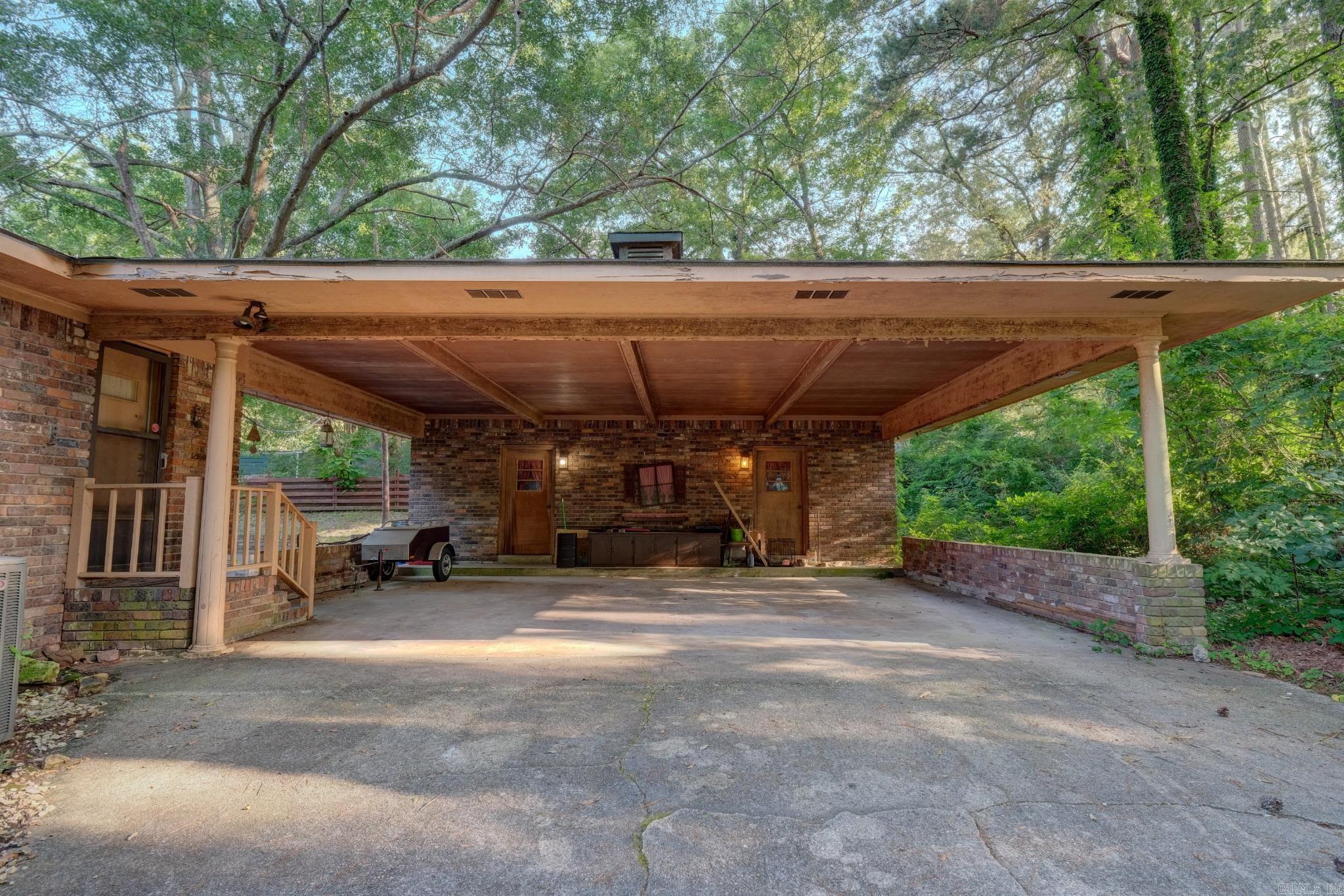 1201 Trinity Street Property Photo 4