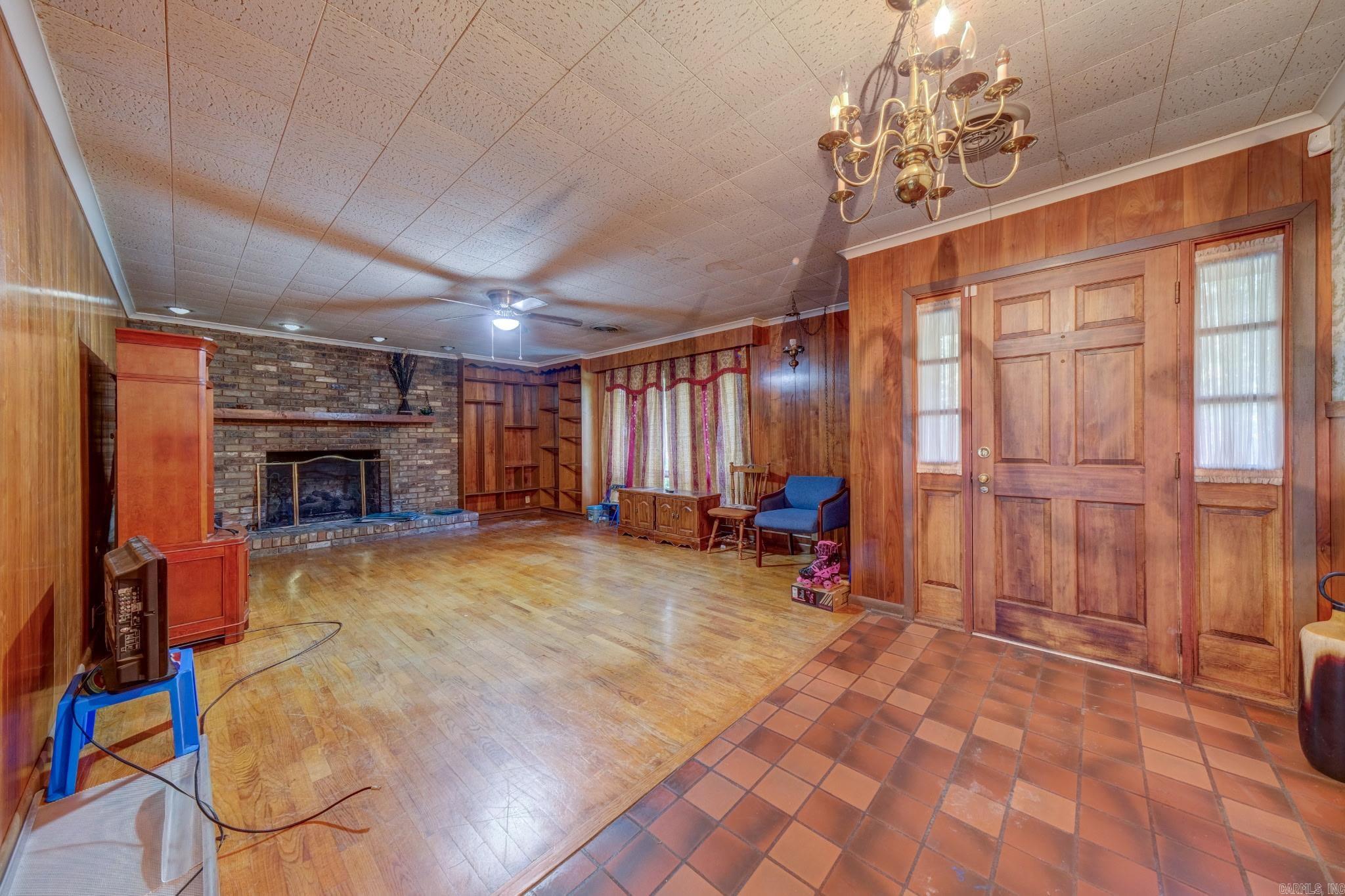 1201 Trinity Street Property Photo 5