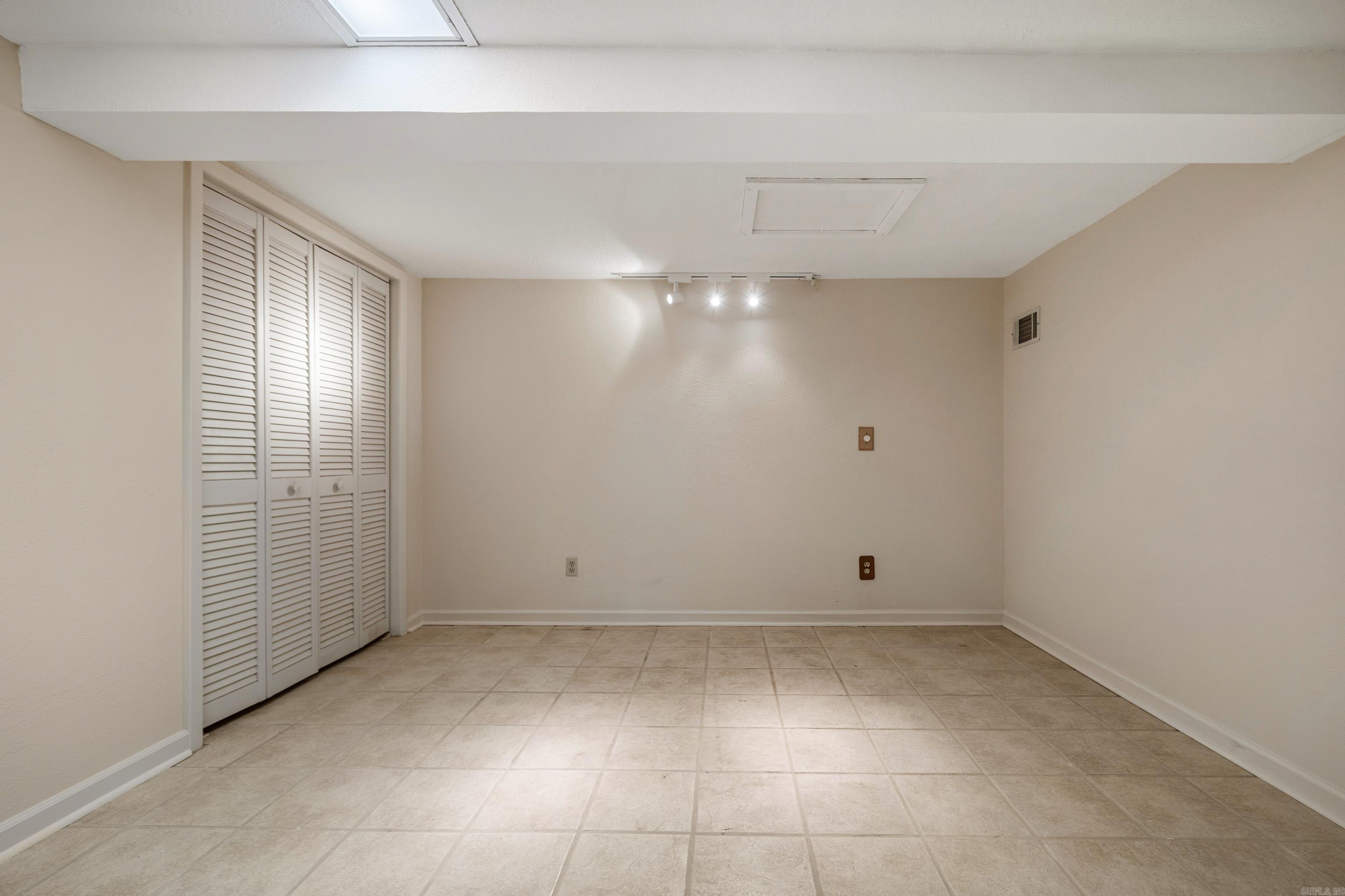 110 E Lakeland Point Property Photo 33