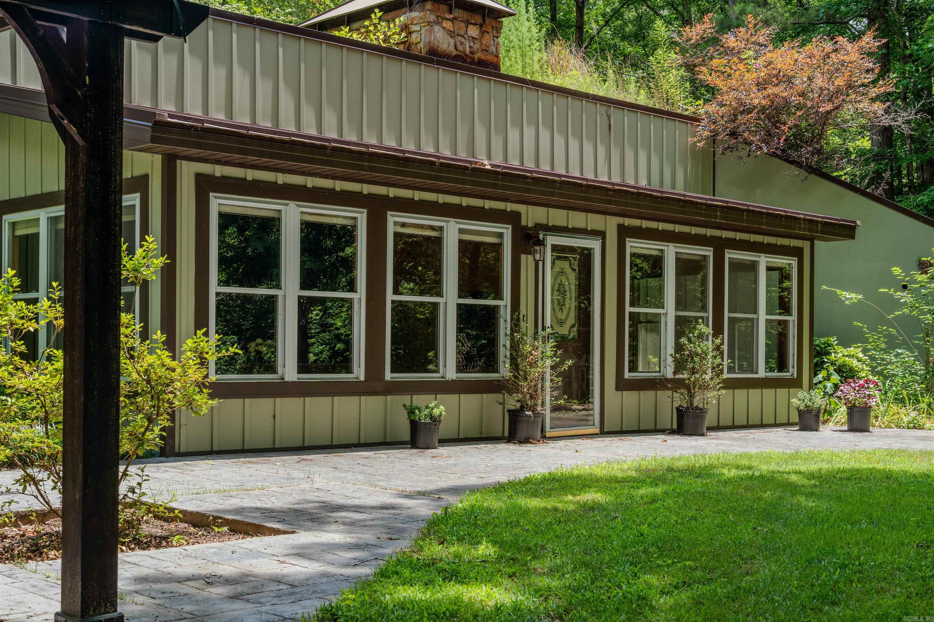 15700 Vimy Woods Property Photo 14