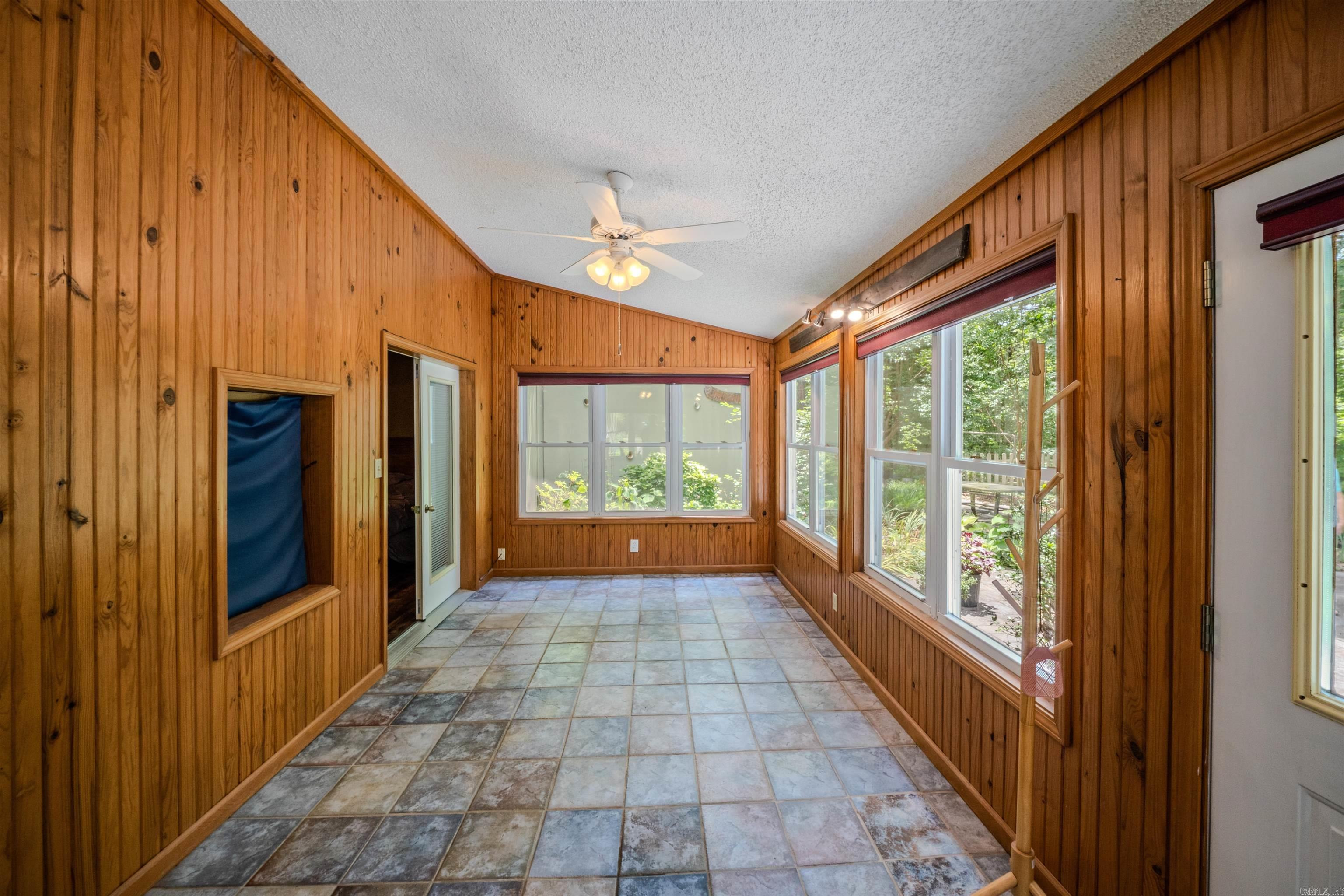 15700 Vimy Woods Property Photo 22