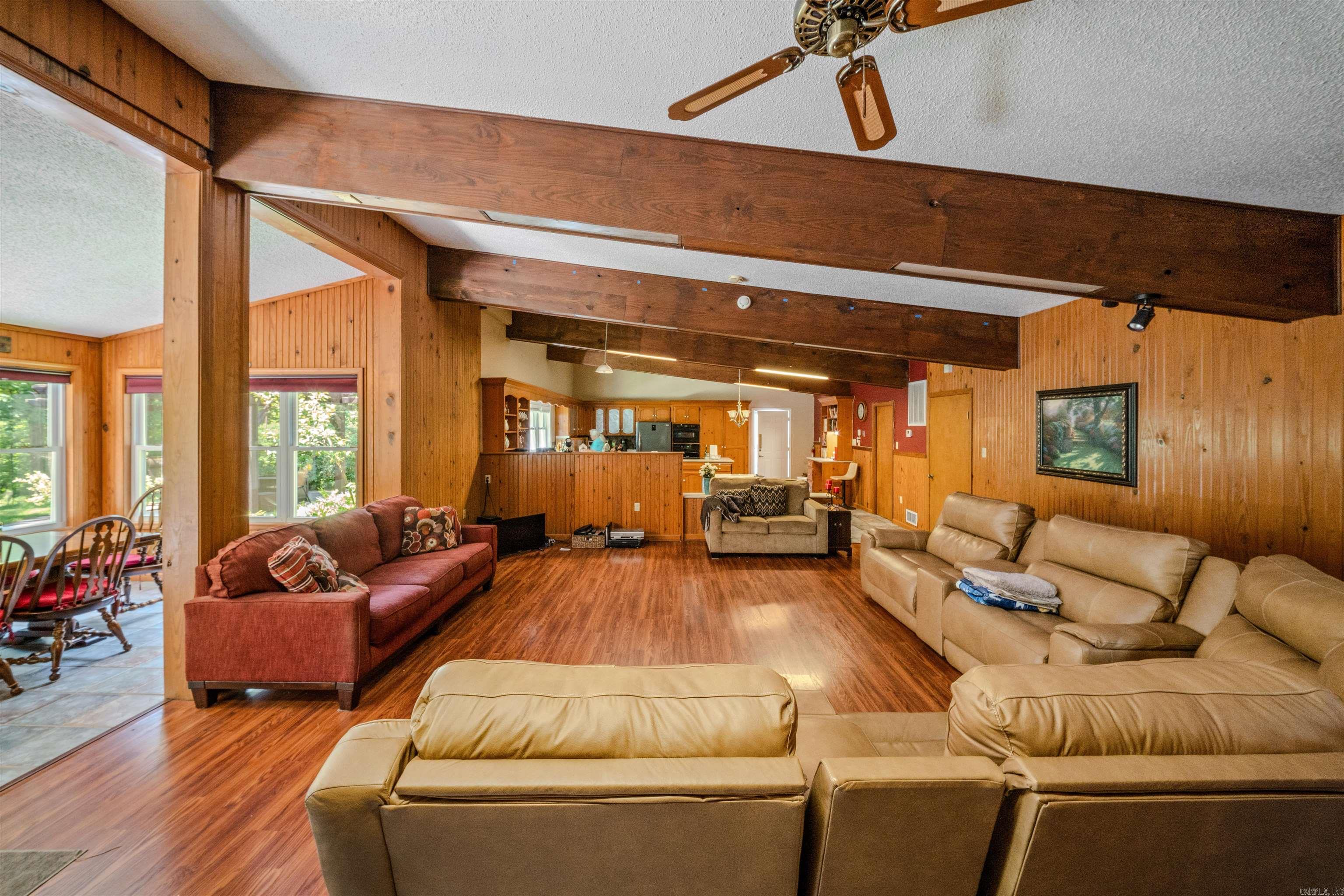 15700 Vimy Woods Property Photo 28