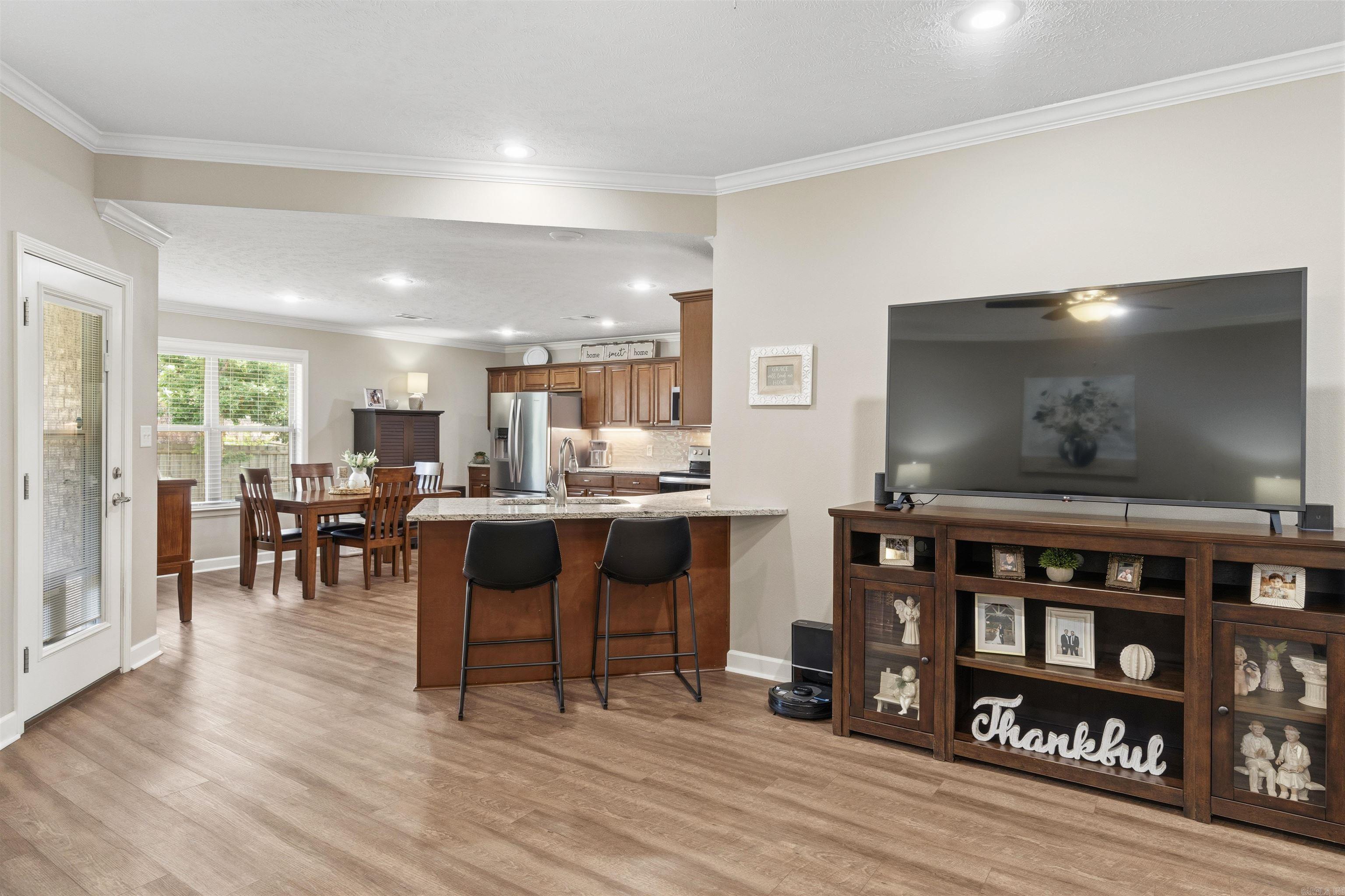 56 Wellswood Property Photo 6