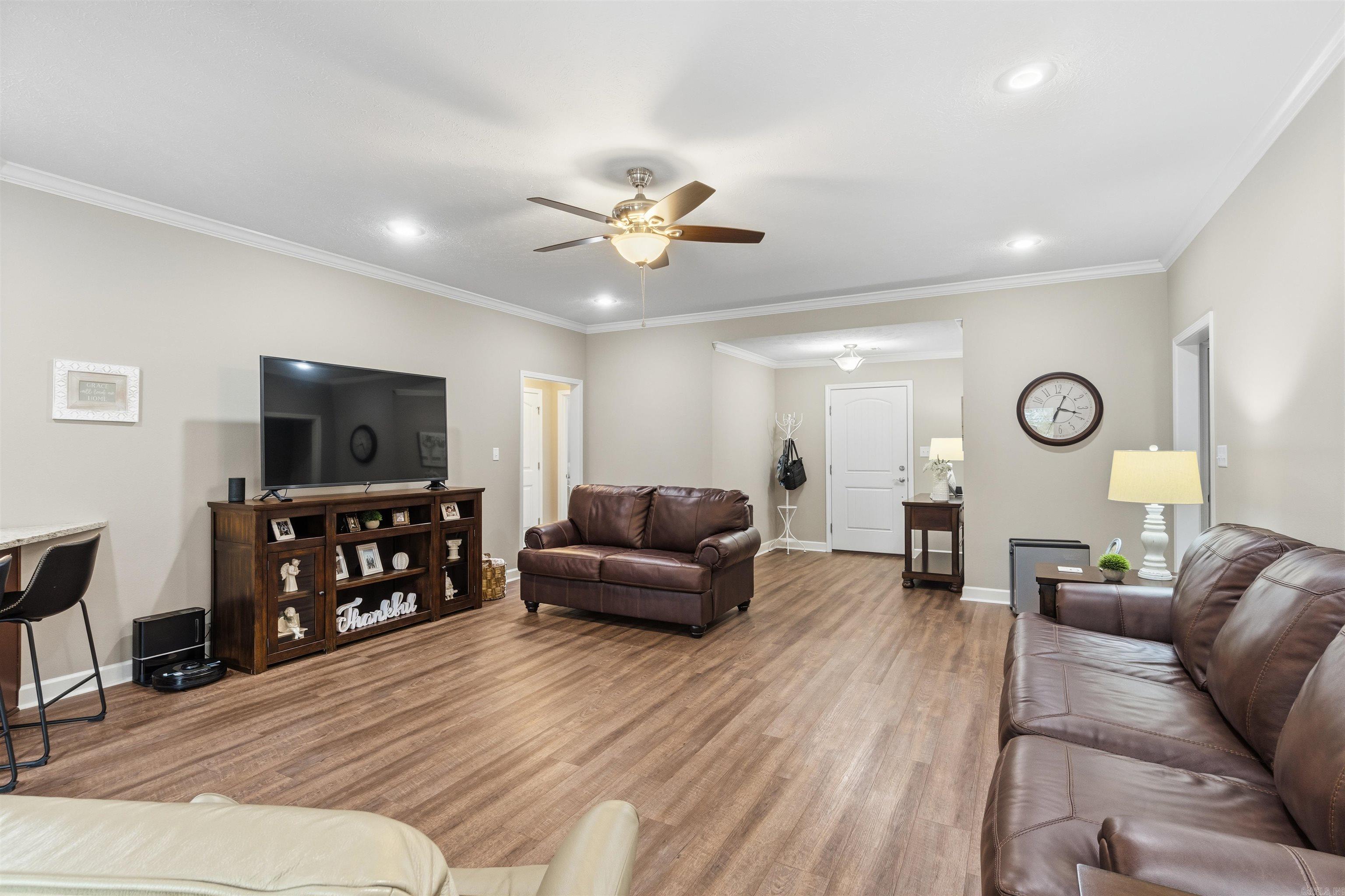 56 Wellswood Property Photo 9