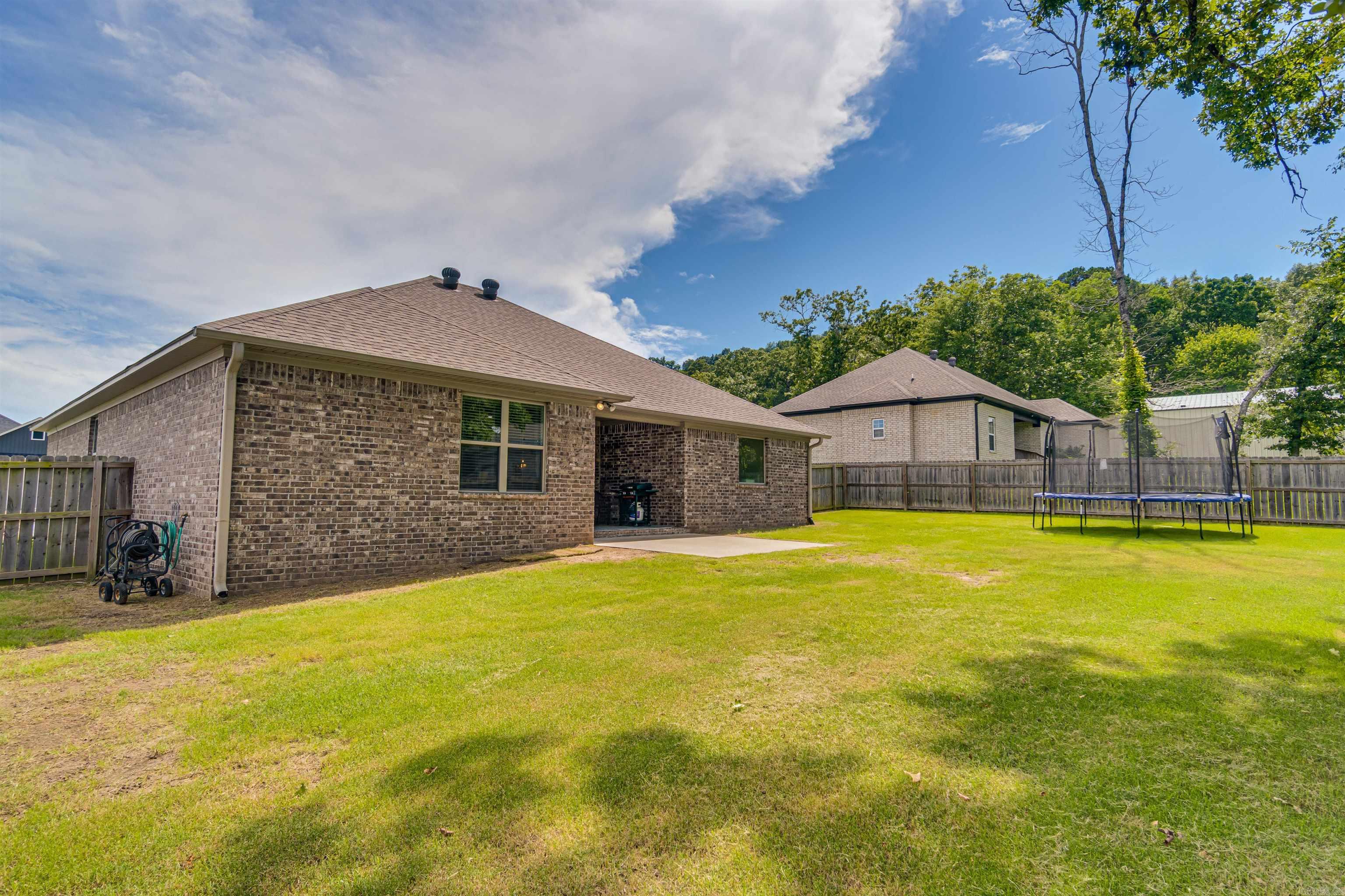56 Wellswood Property Photo 33