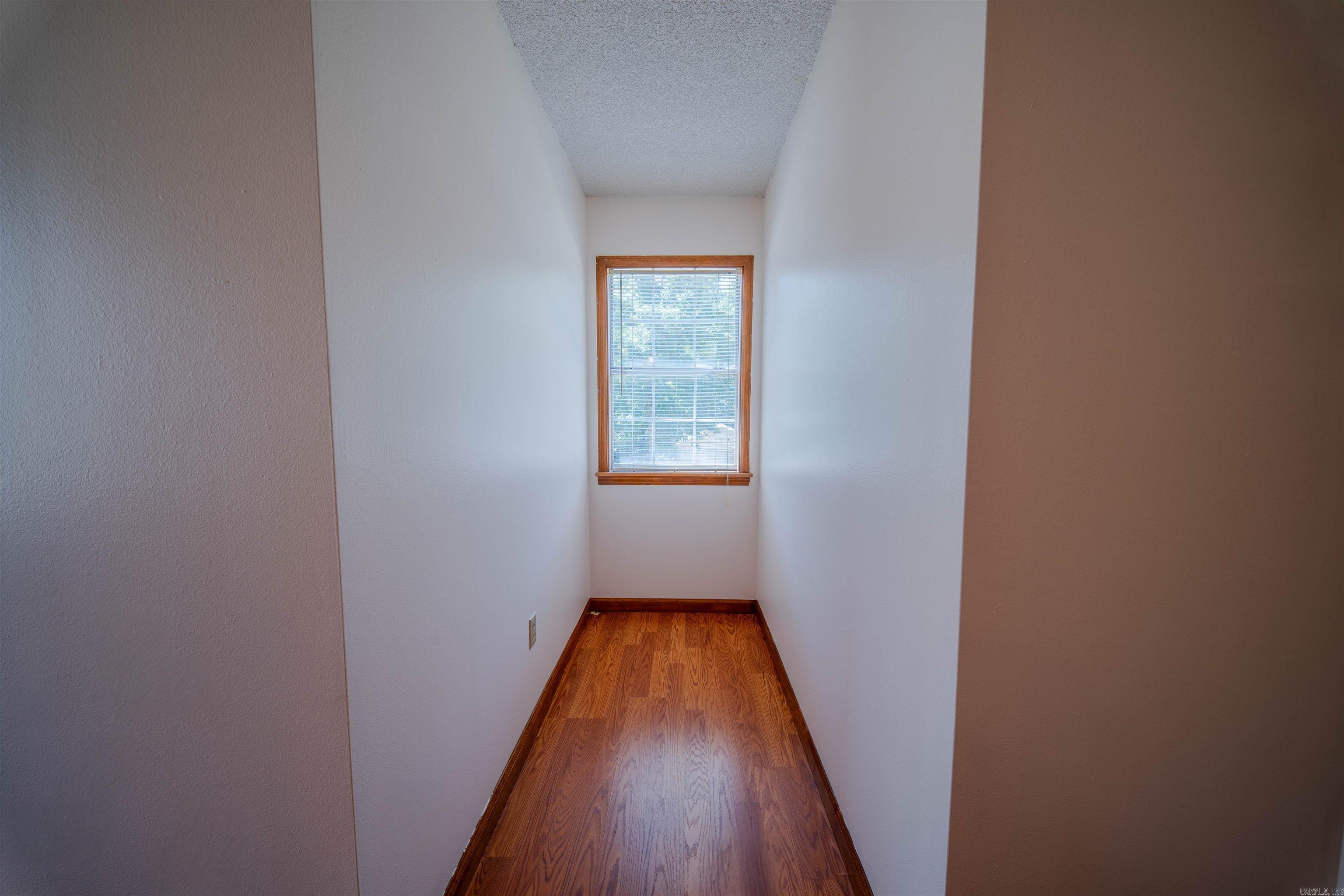 1016 Oakridge Drive Property Photo 42