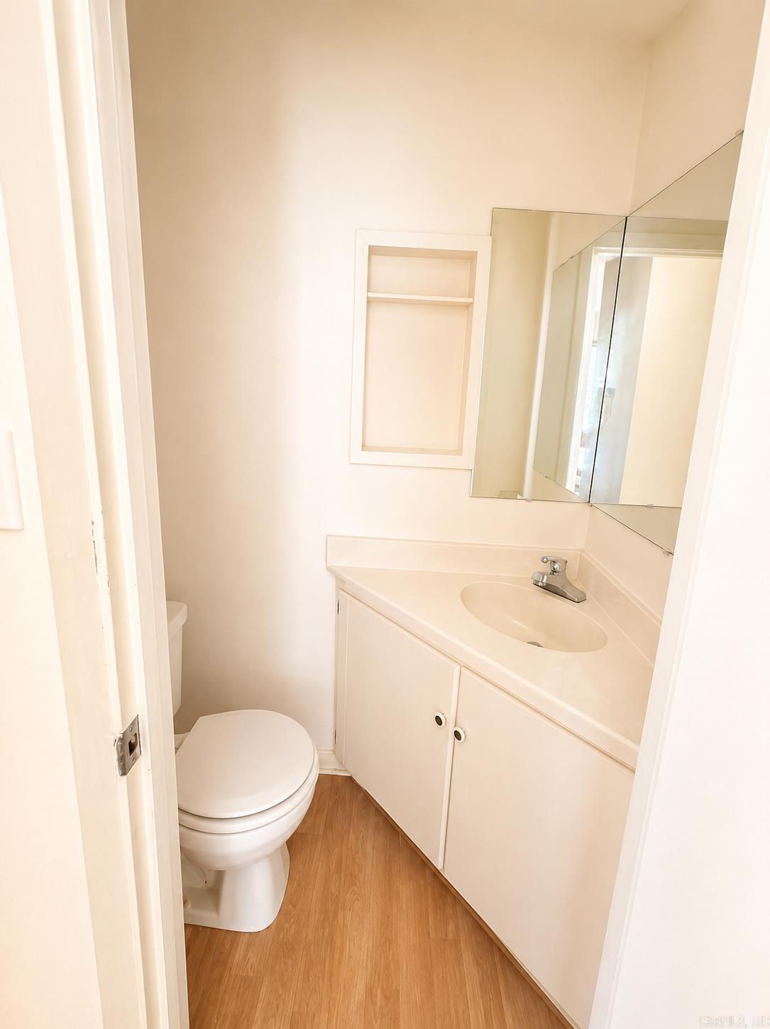 660 Potters Point Property Photo 10