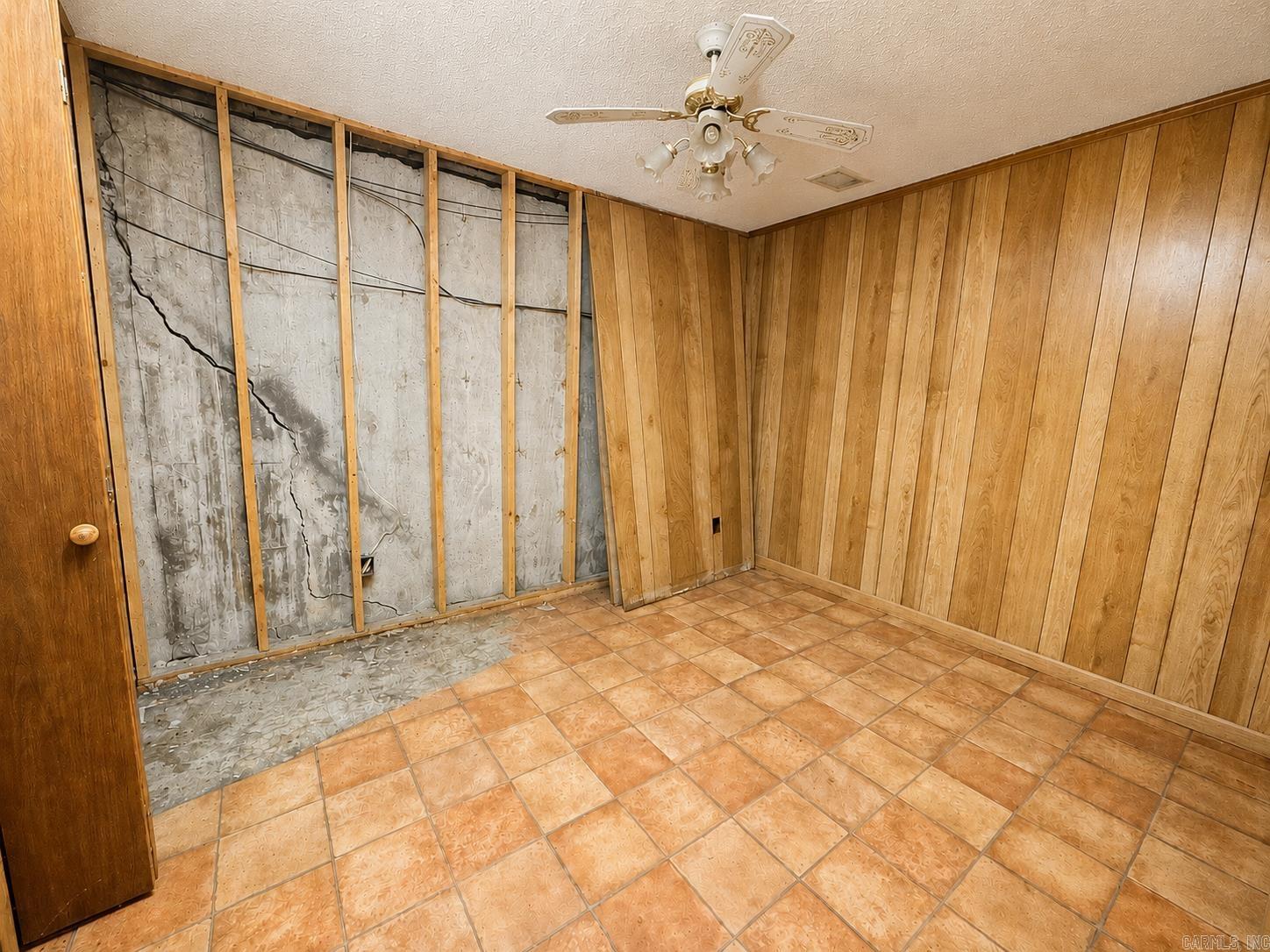 660 Potters Point Property Photo 19