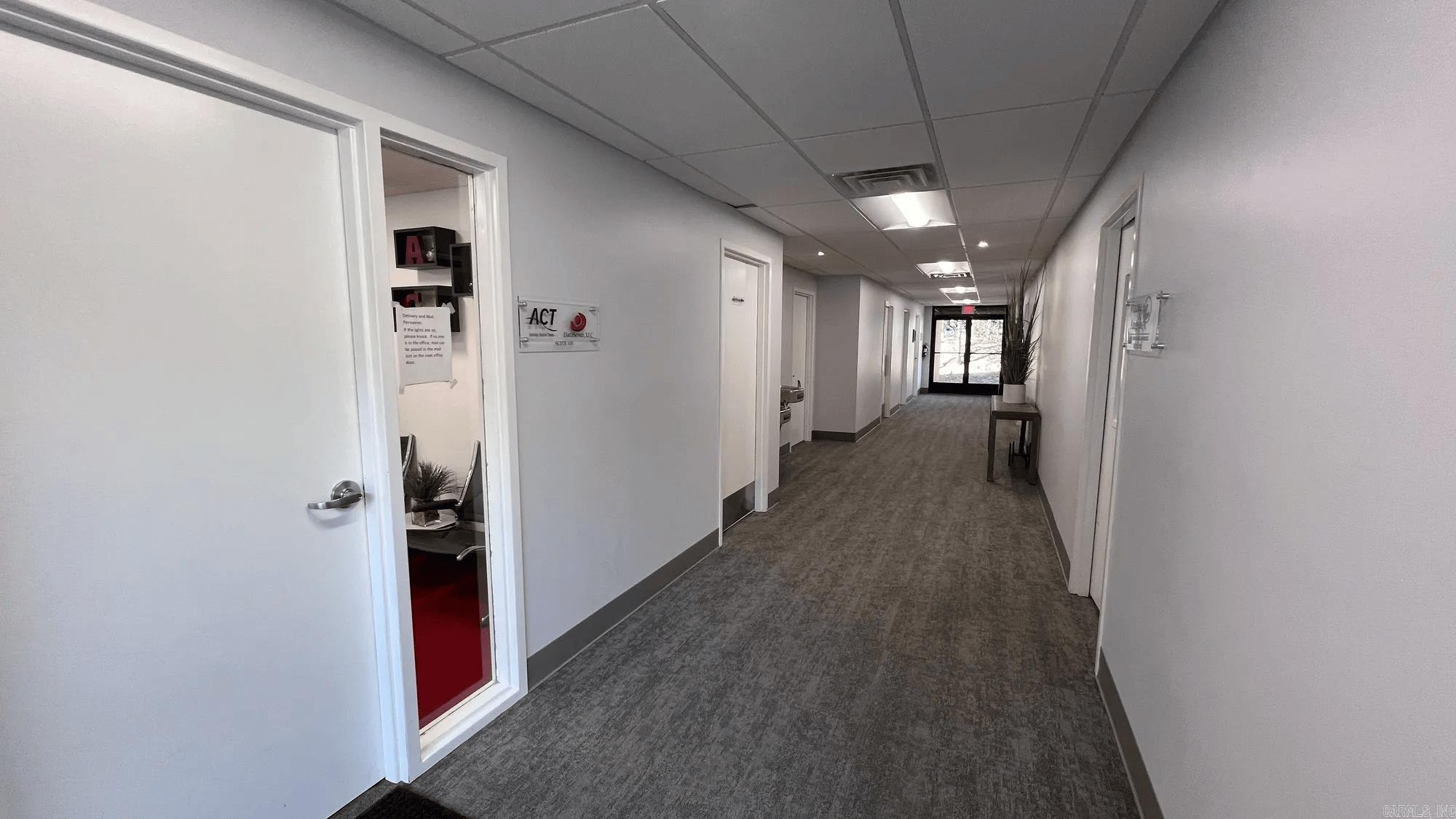 14 Office Park Drive Property Photo 4
