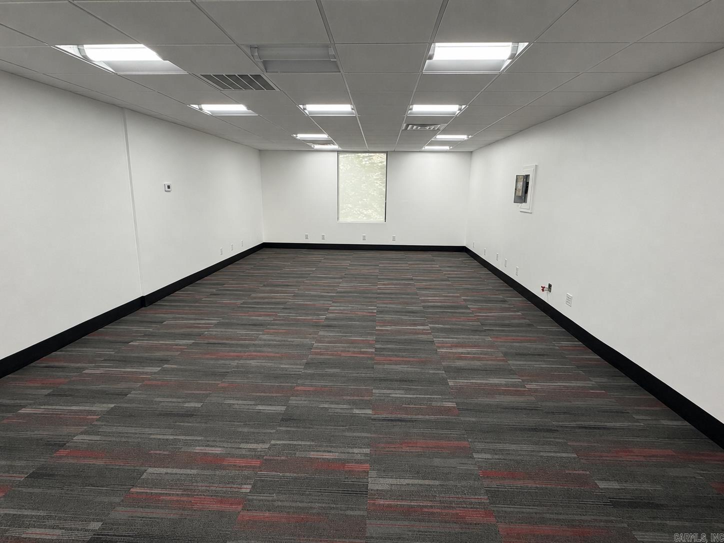 14 Office Park Drive Property Photo 5