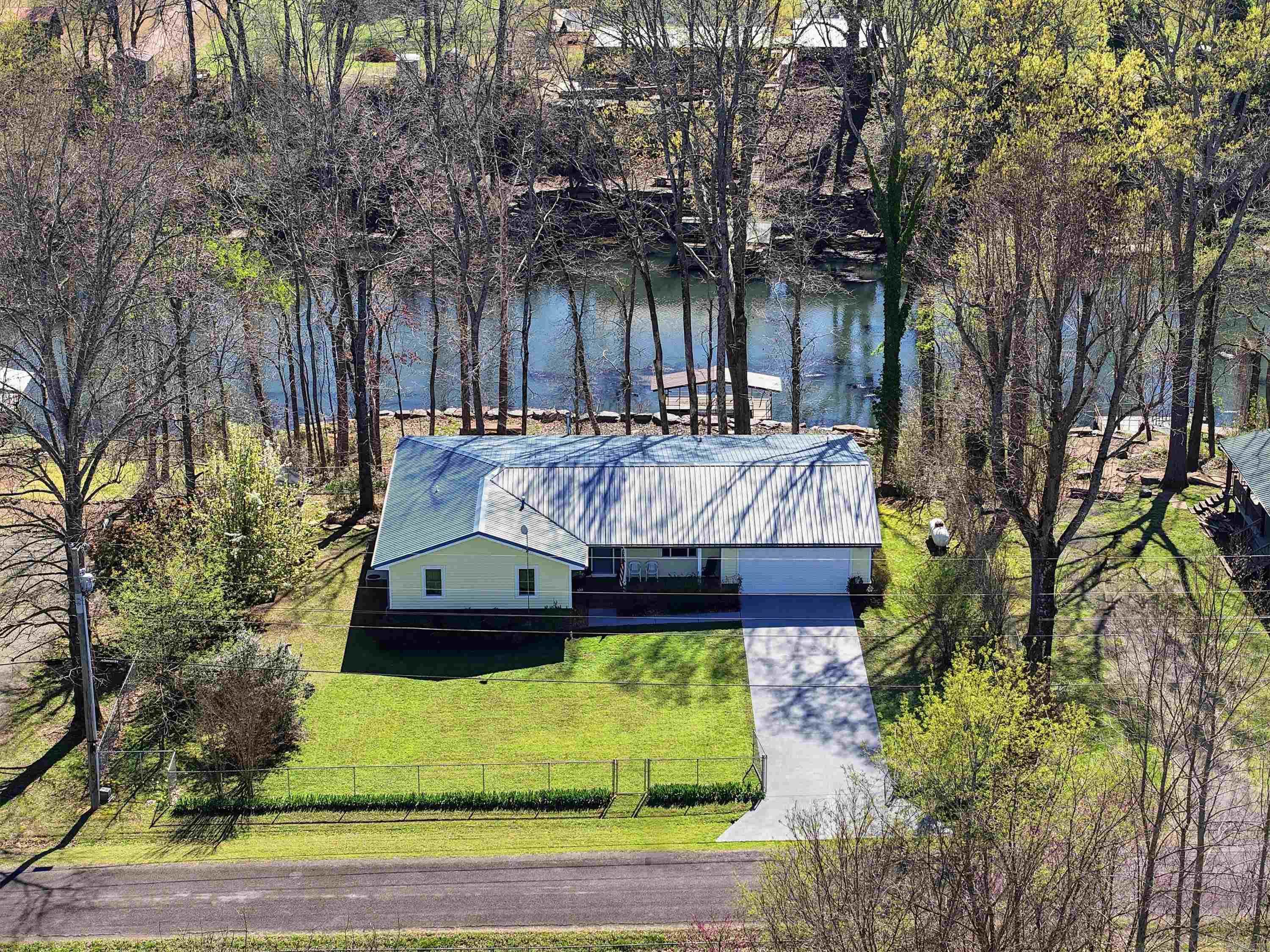 279 River Drive Est Property Photo 1