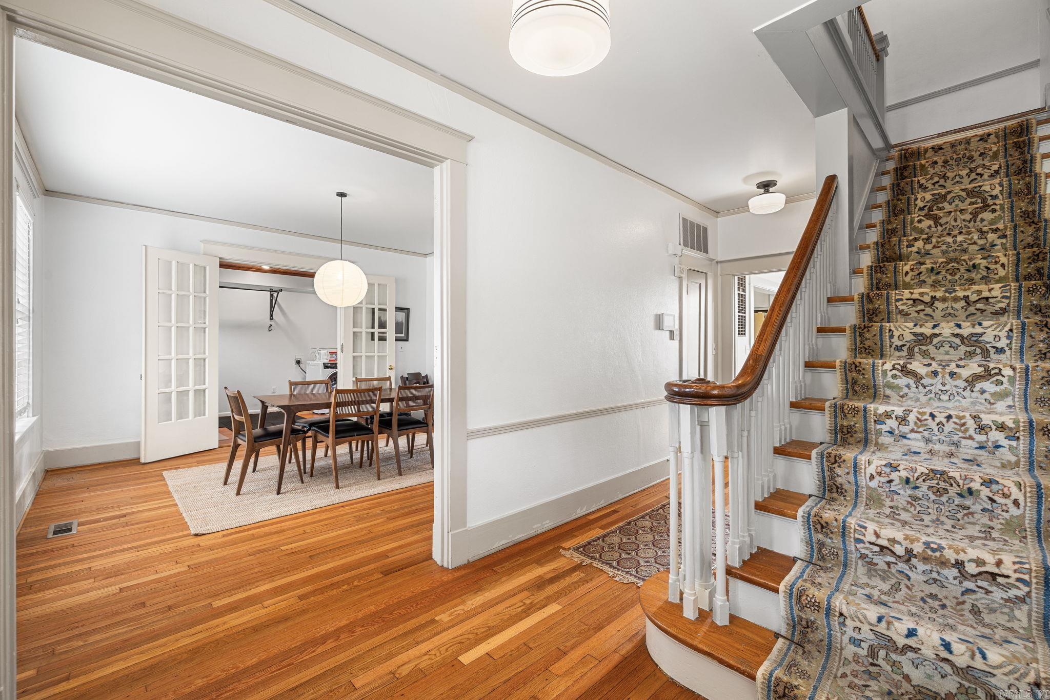 1901 Broadway Street Property Photo 5