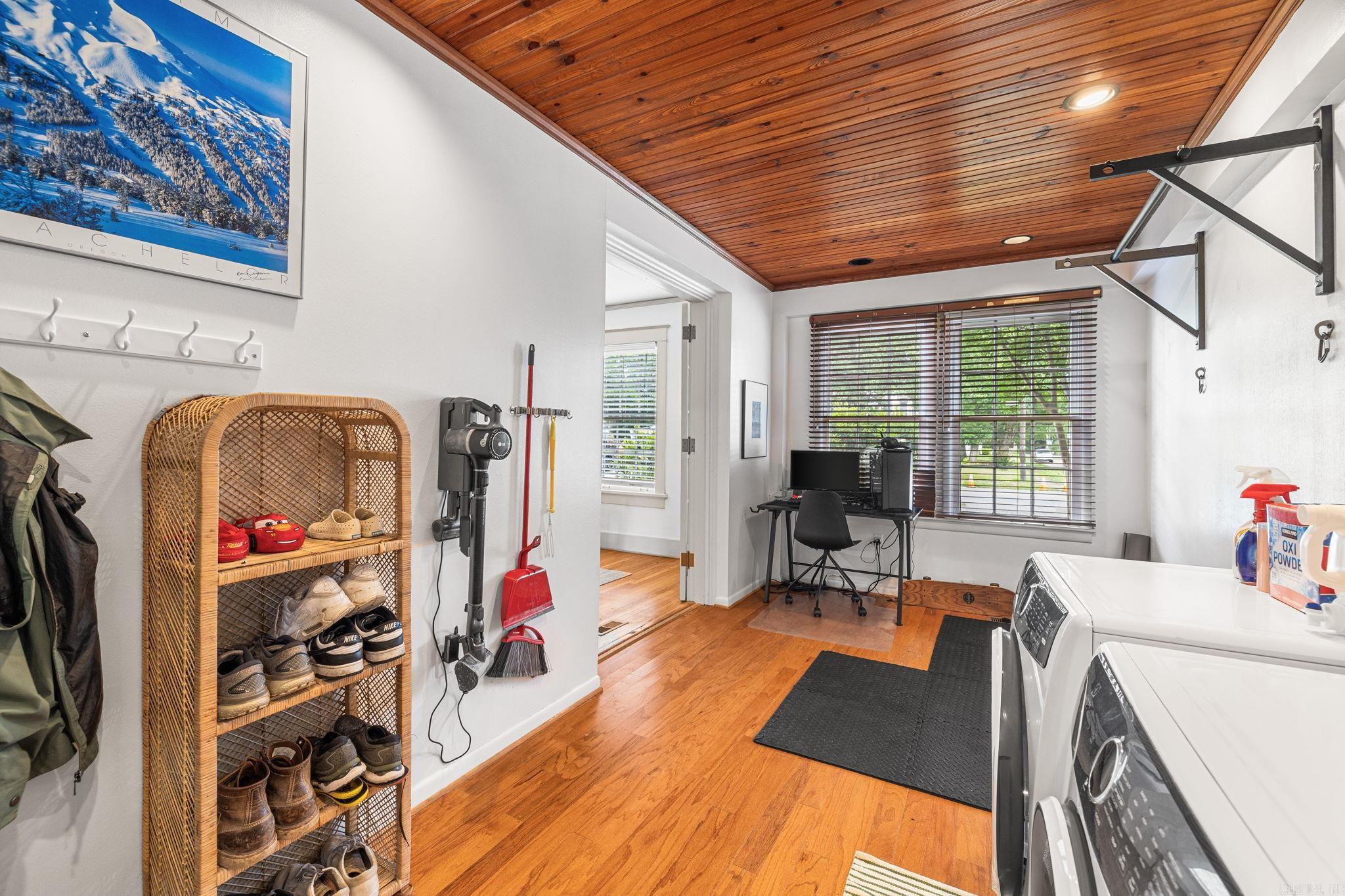 1901 Broadway Street Property Photo 29