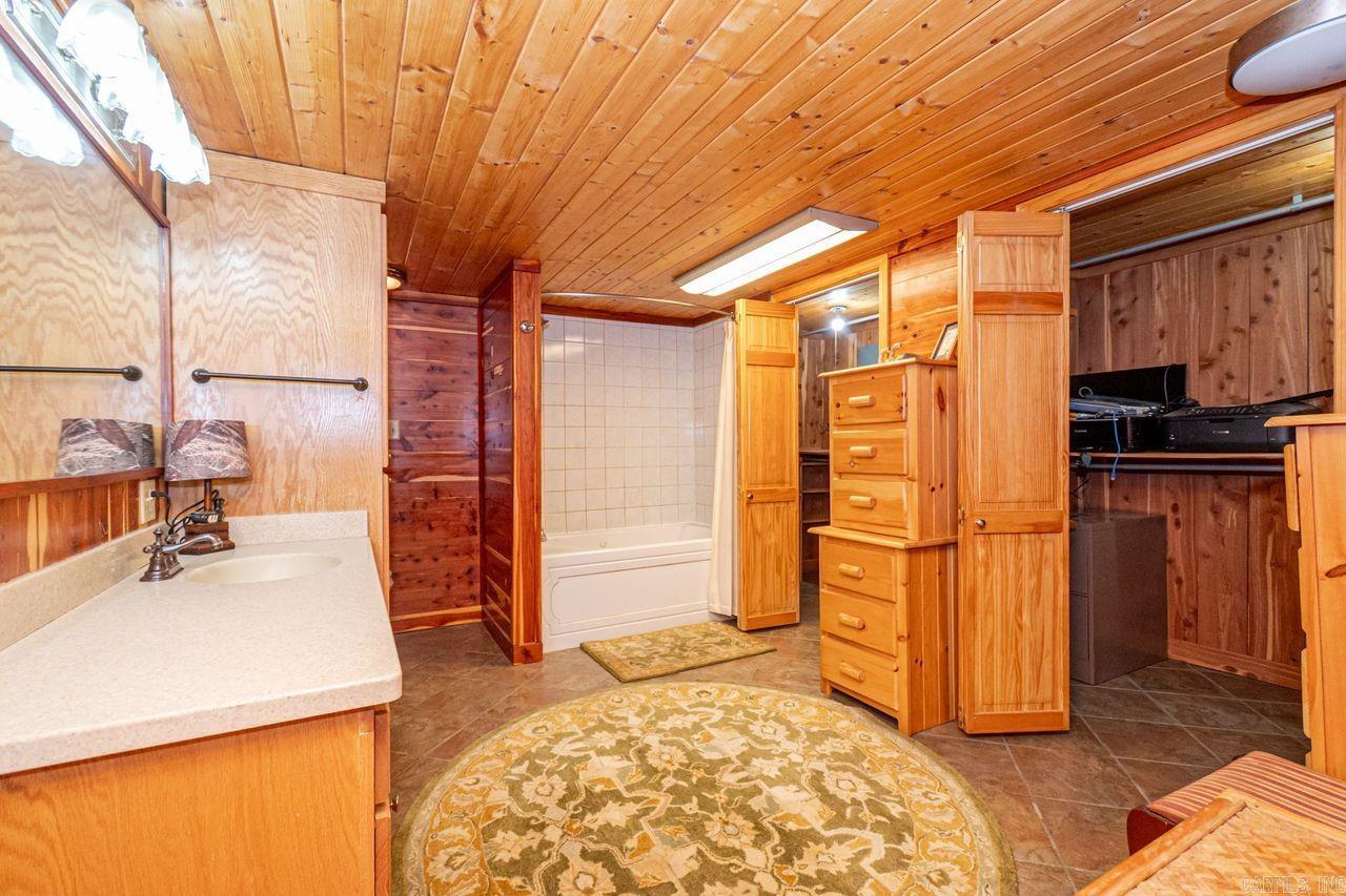 251 Bradley Road 353 Property Photo 15