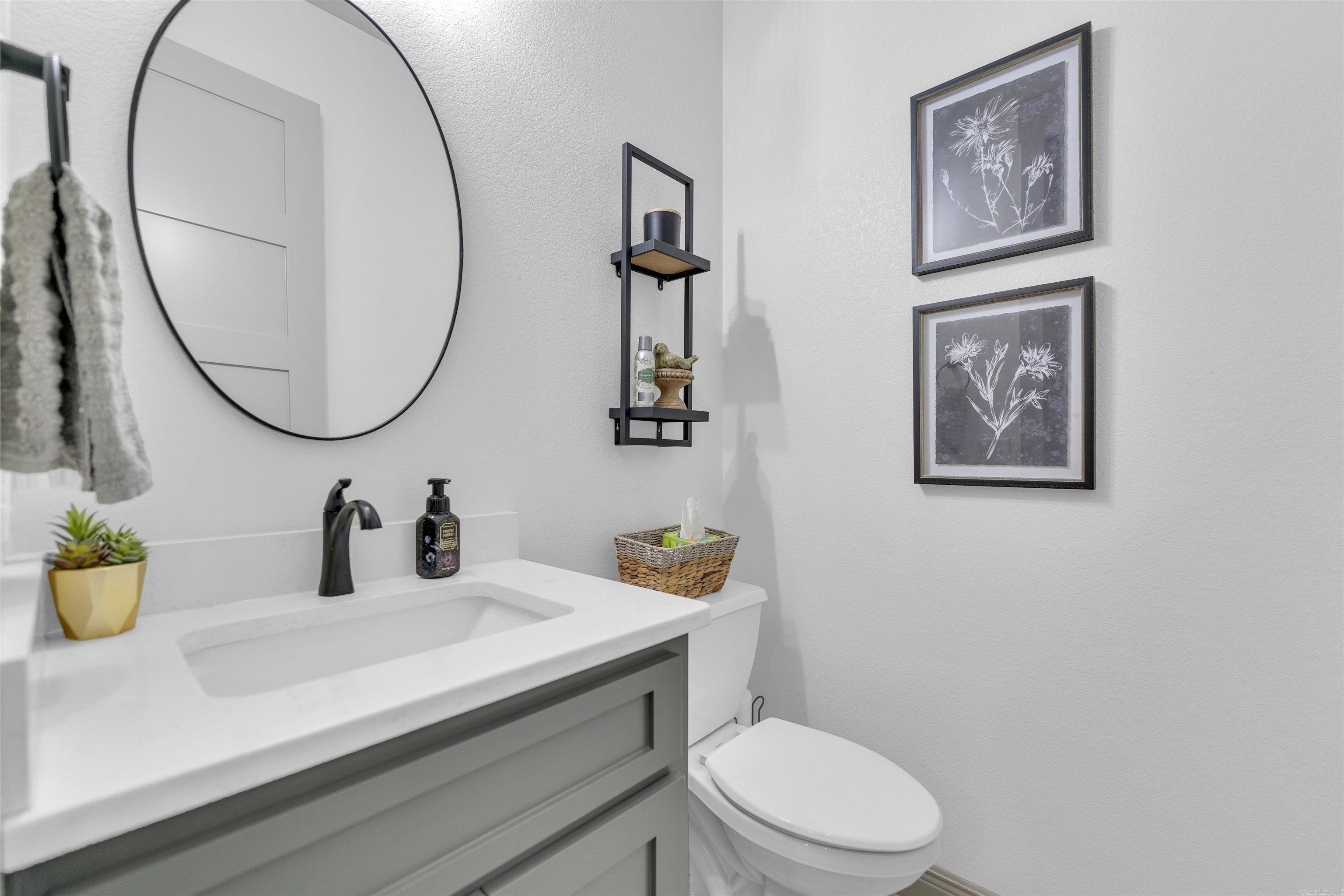 100 Laurie Dr Drive Property Photo 15