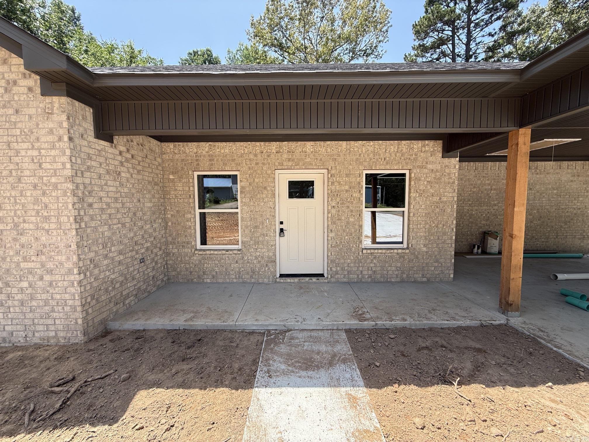 43 W Hills Road Property Photo 7