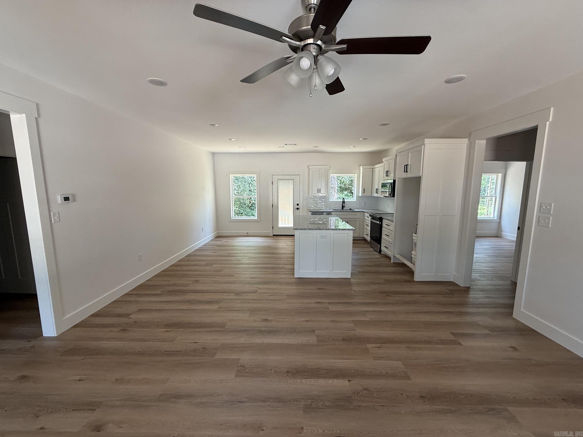 43 W Hills Road Property Photo 8
