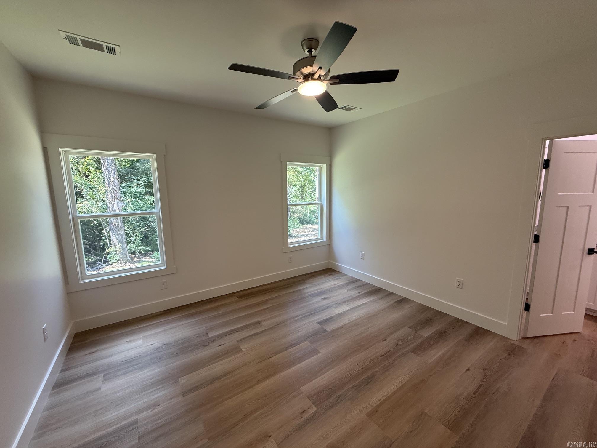 43 W Hills Road Property Photo 14