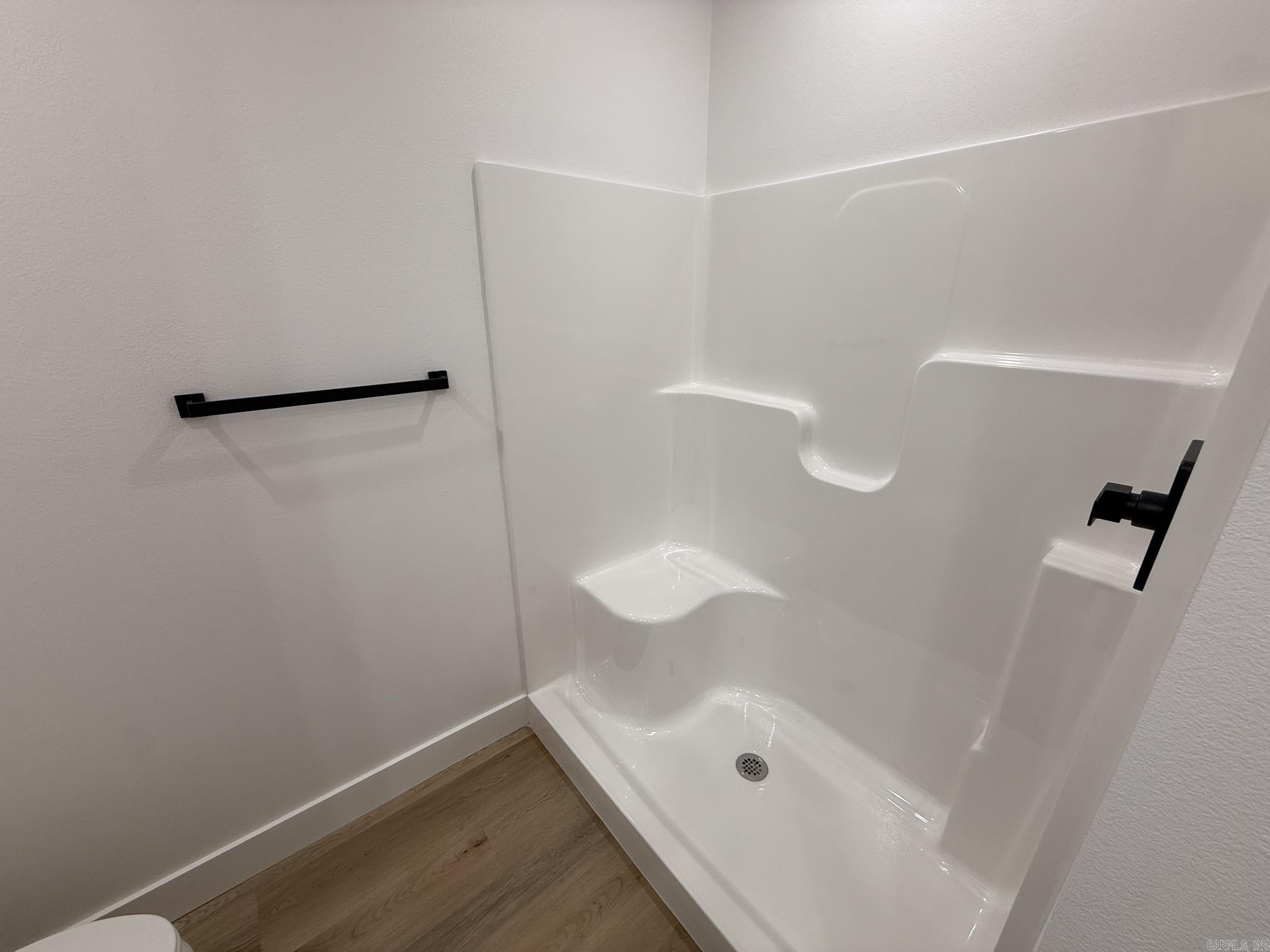 43 W Hills Road Property Photo 18