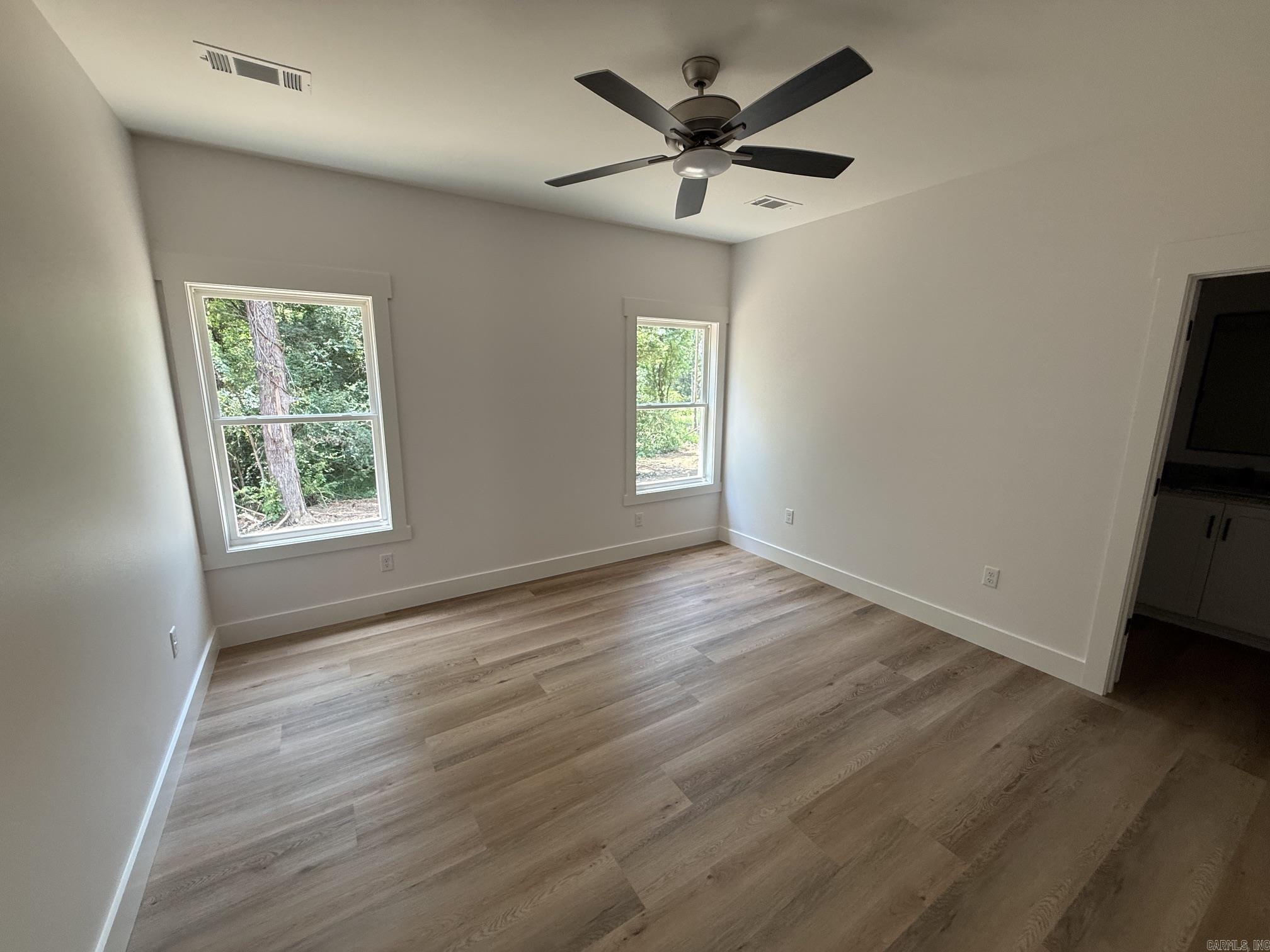 43 W Hills Road Property Photo 19