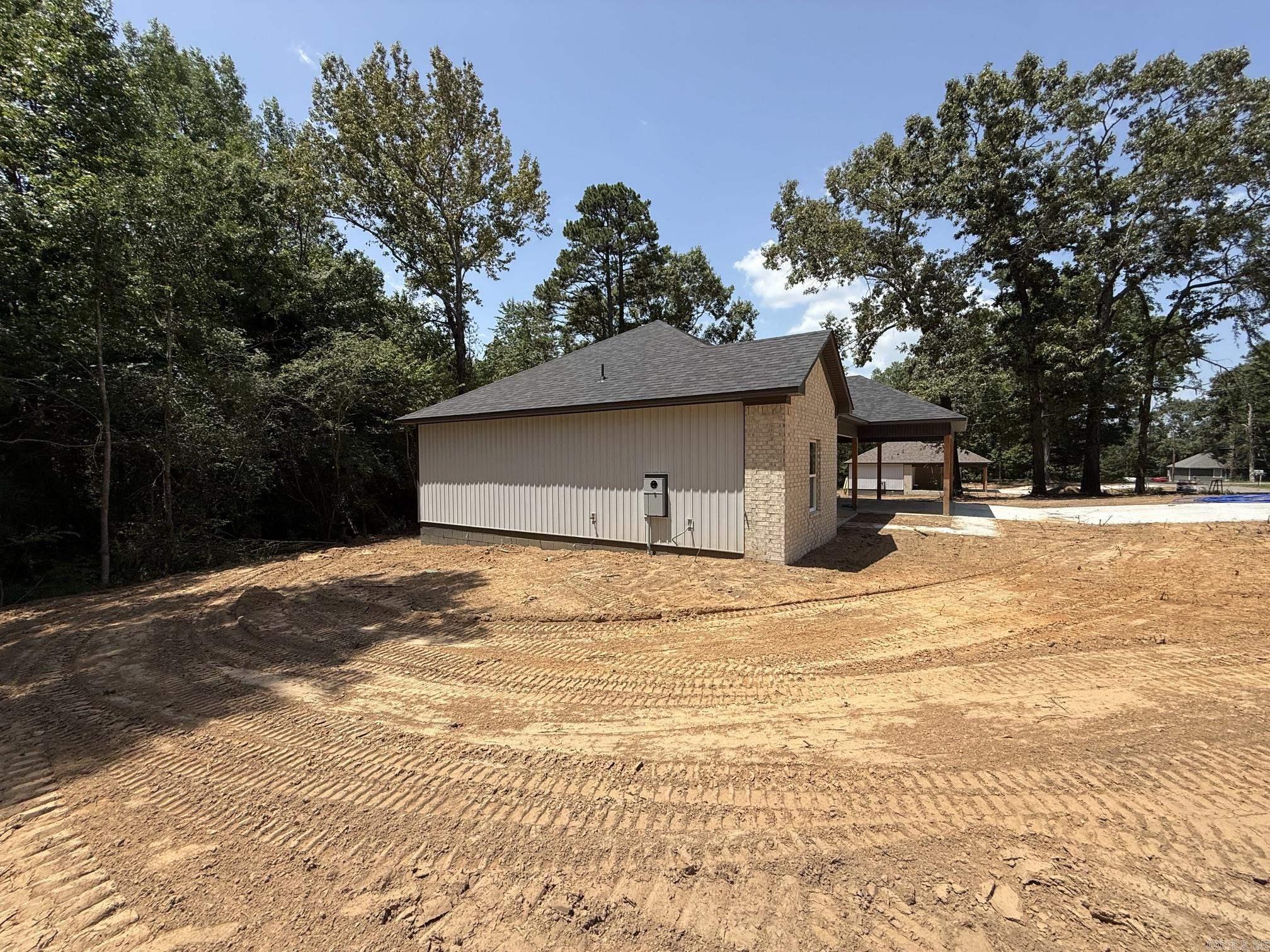 43 W Hills Road Property Photo 30