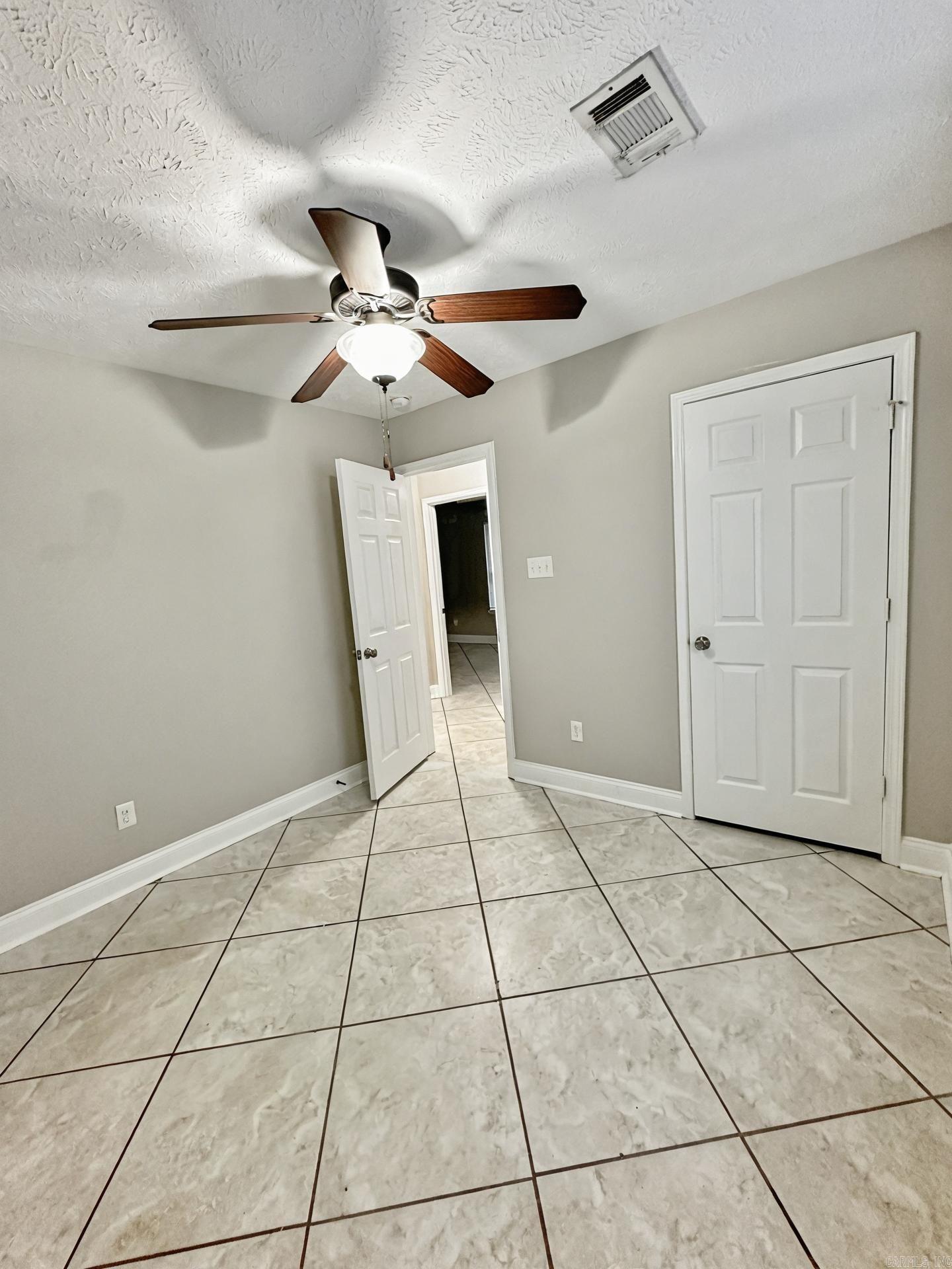 325 Clint Road Property Photo 27