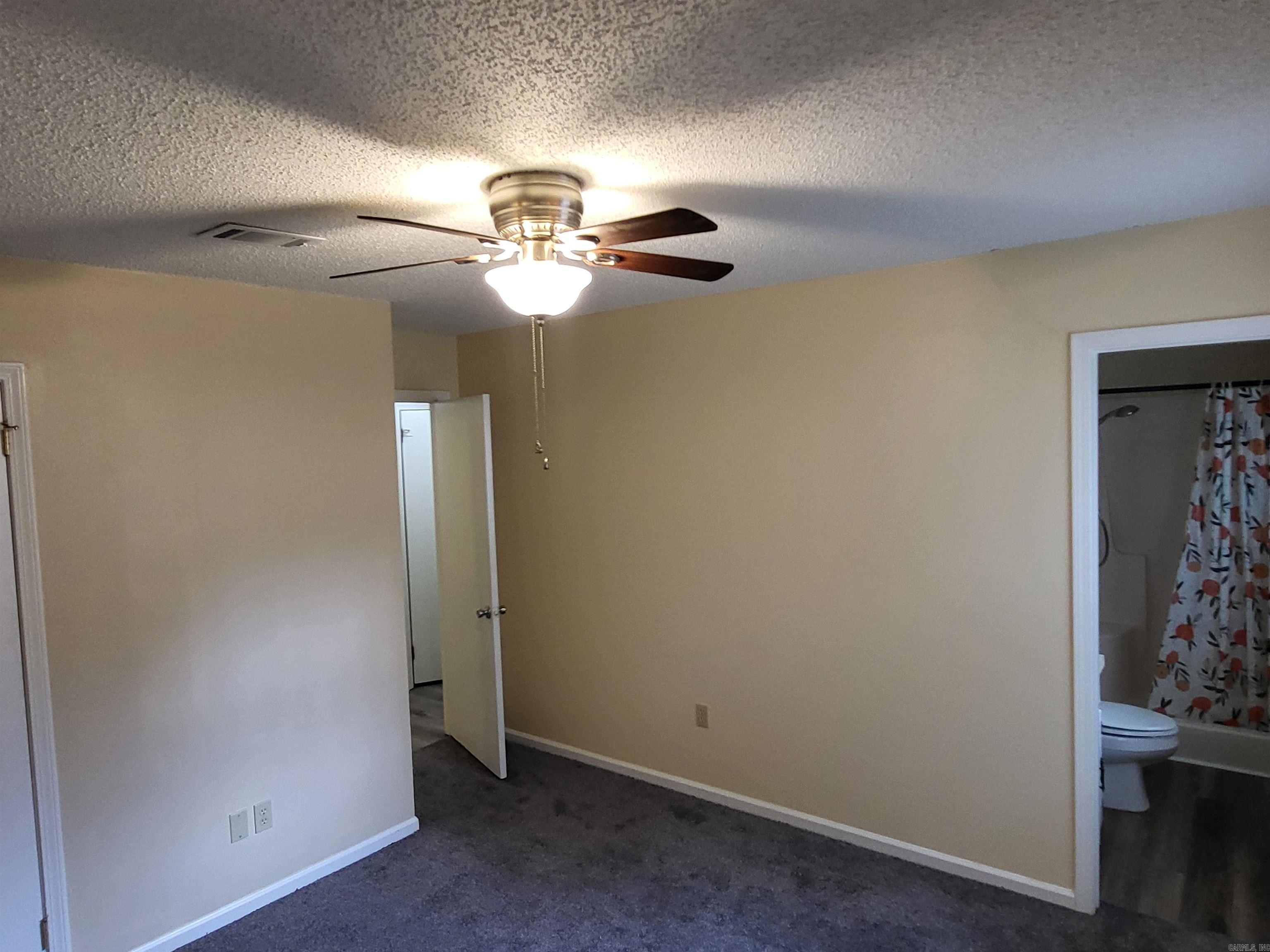 28 John Hancock Drive Property Photo 6
