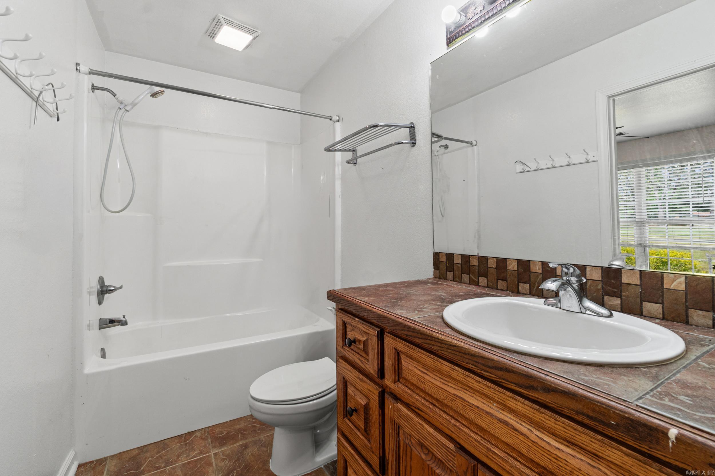 4894 Highway 367 N. Property Photo 14