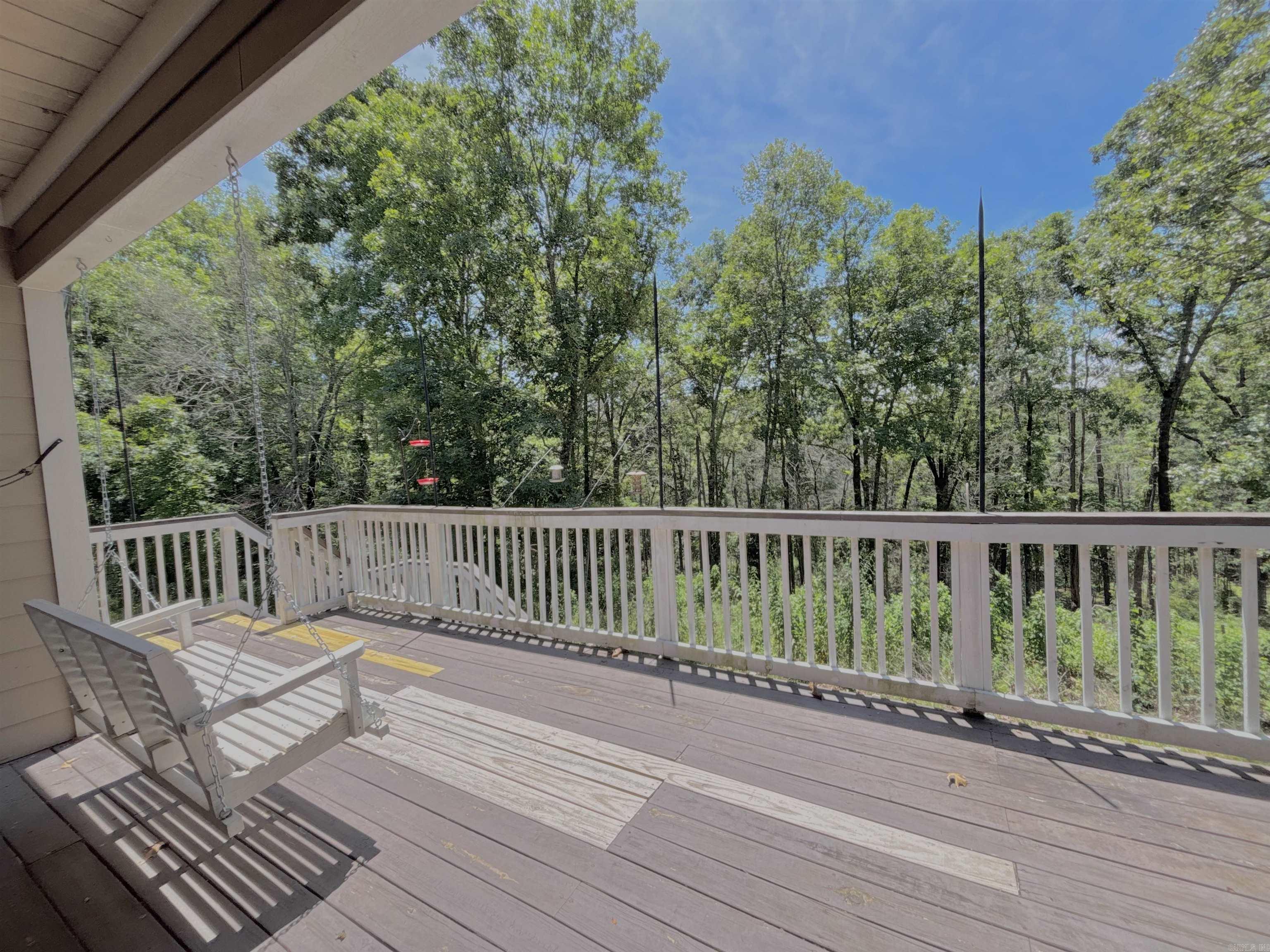 552 Hwy 225 E Property Photo 4