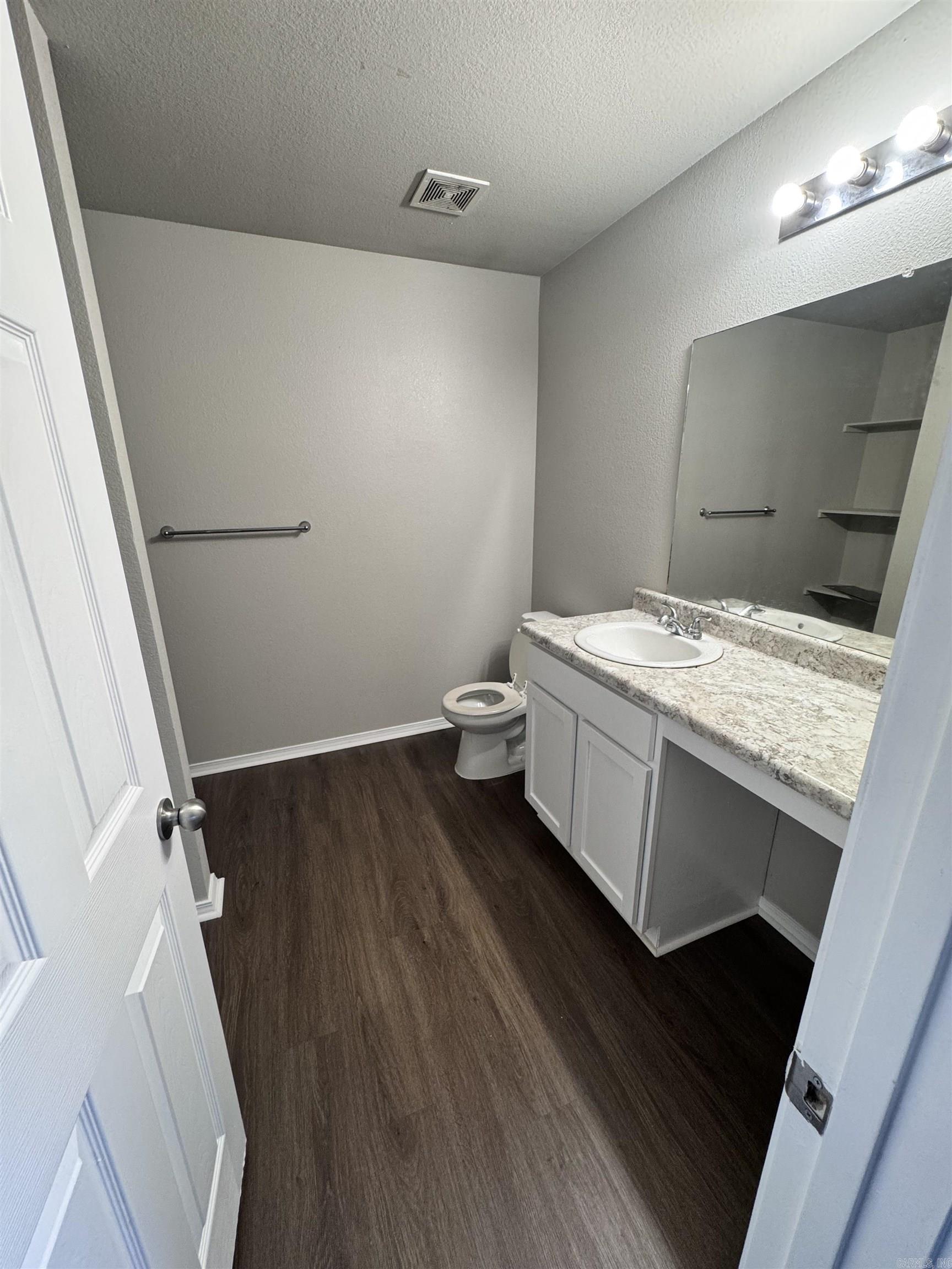 5041 Red Fox Trail Property Photo 15