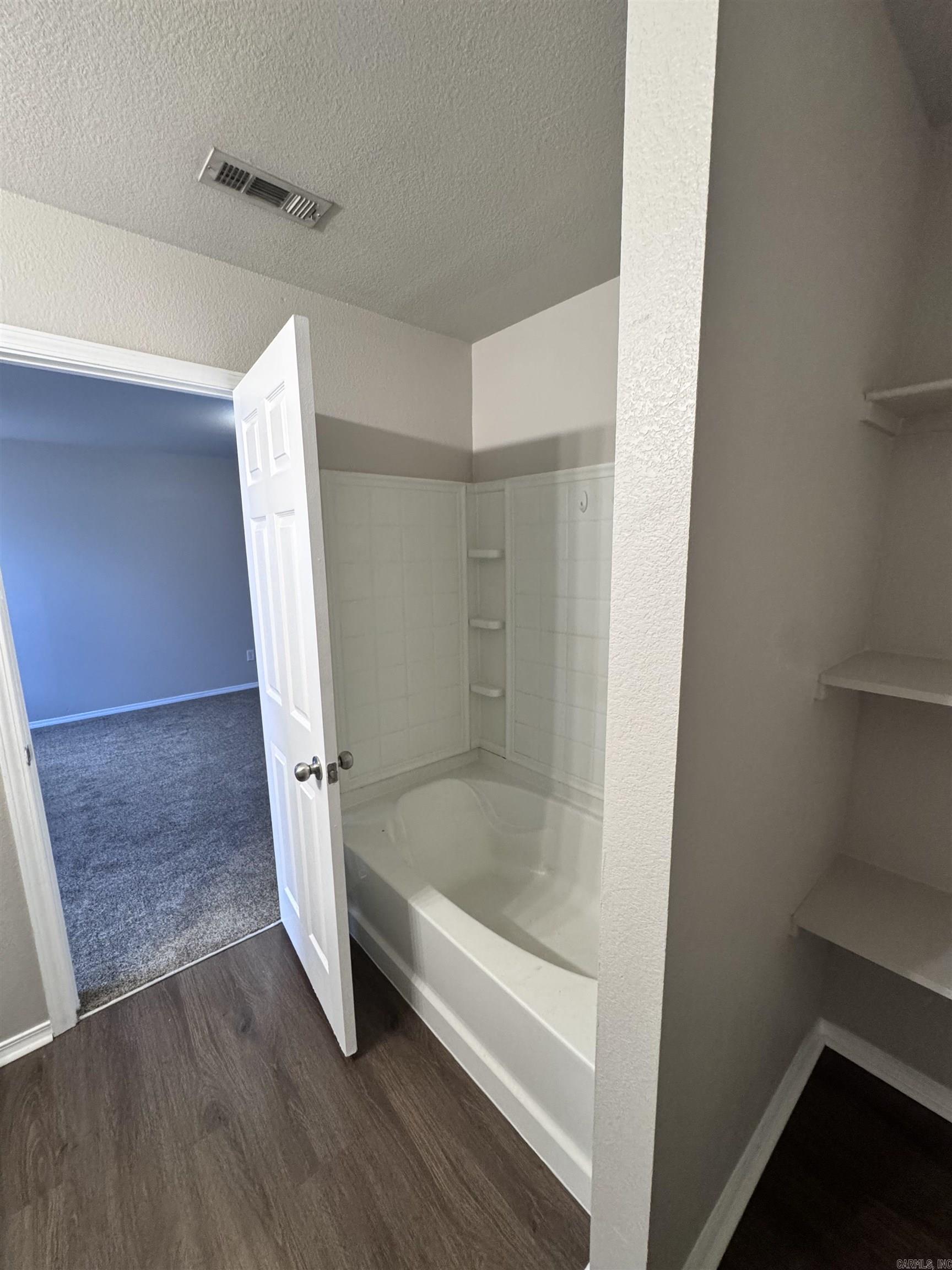 5041 Red Fox Trail Property Photo 17