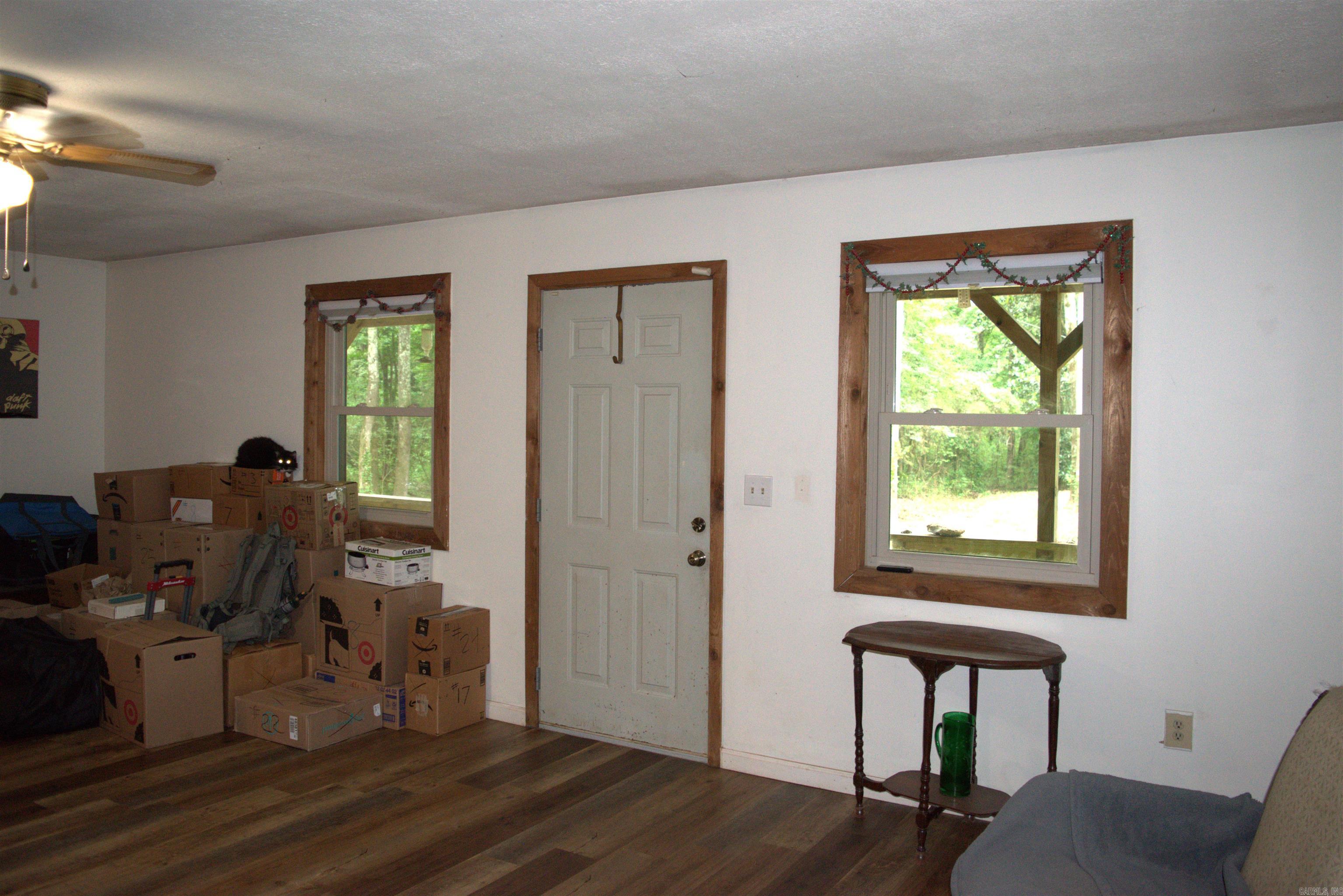 1825 Dyer Street Property Photo 8