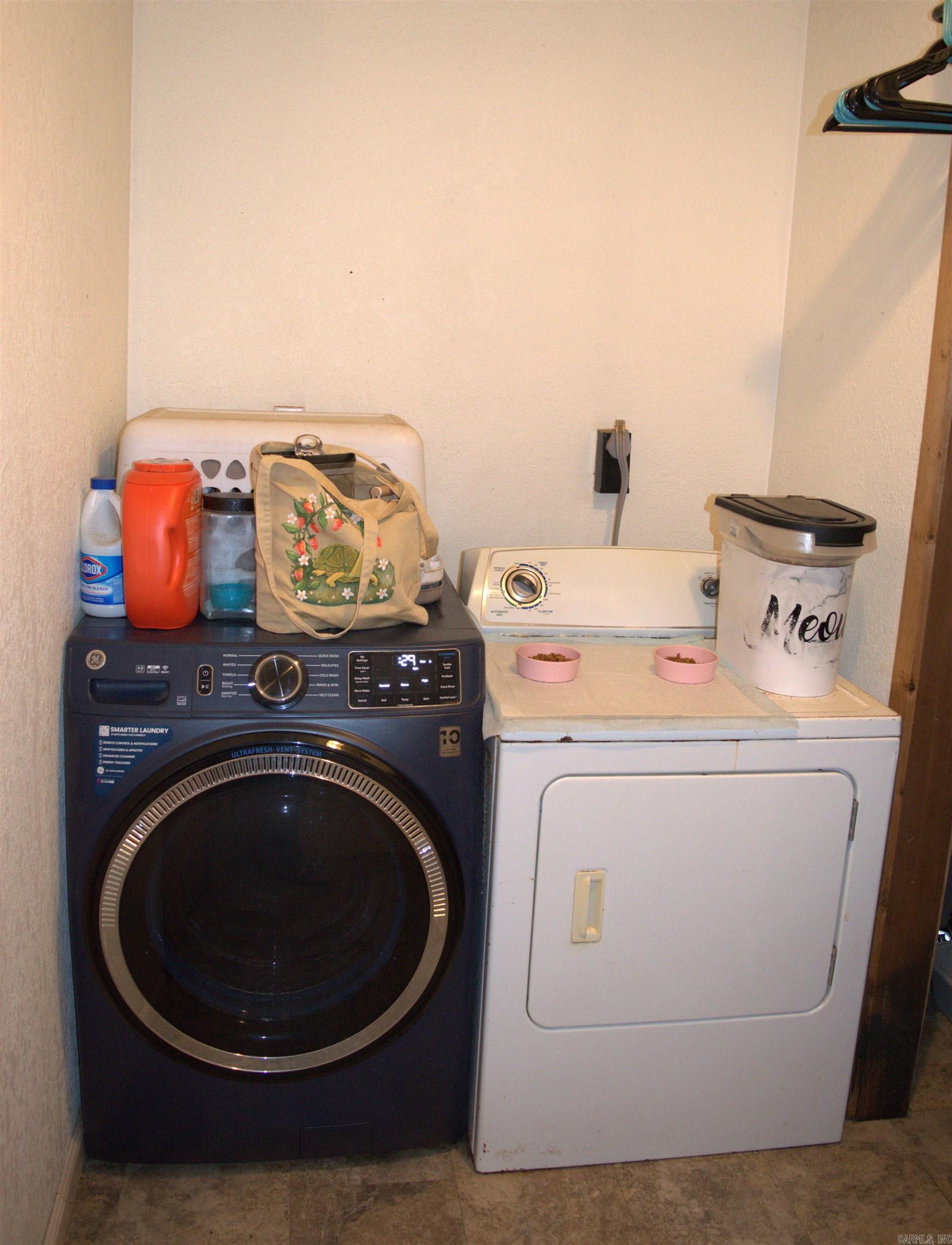 1825 Dyer Street Property Photo 12