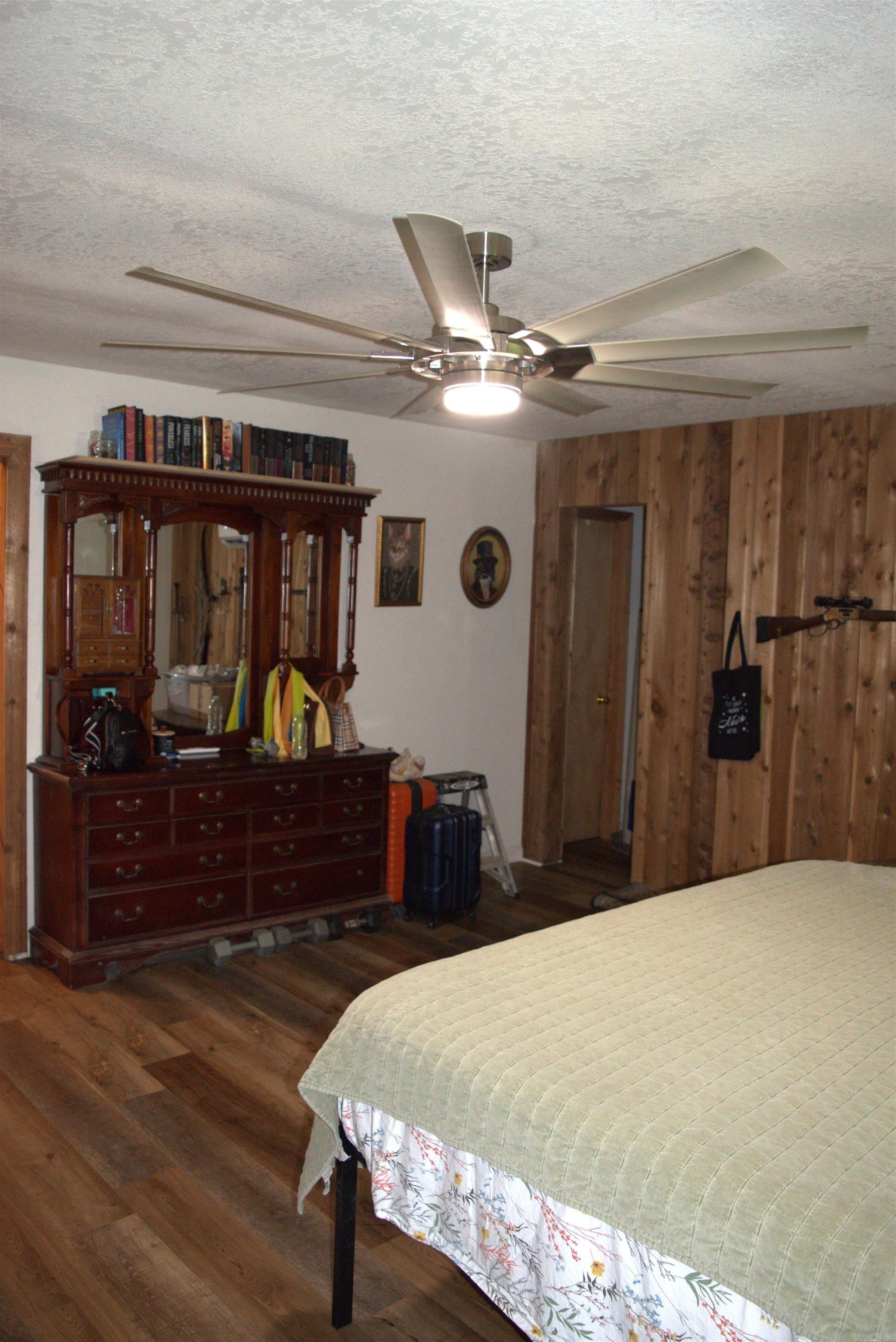 1825 Dyer Street Property Photo 15