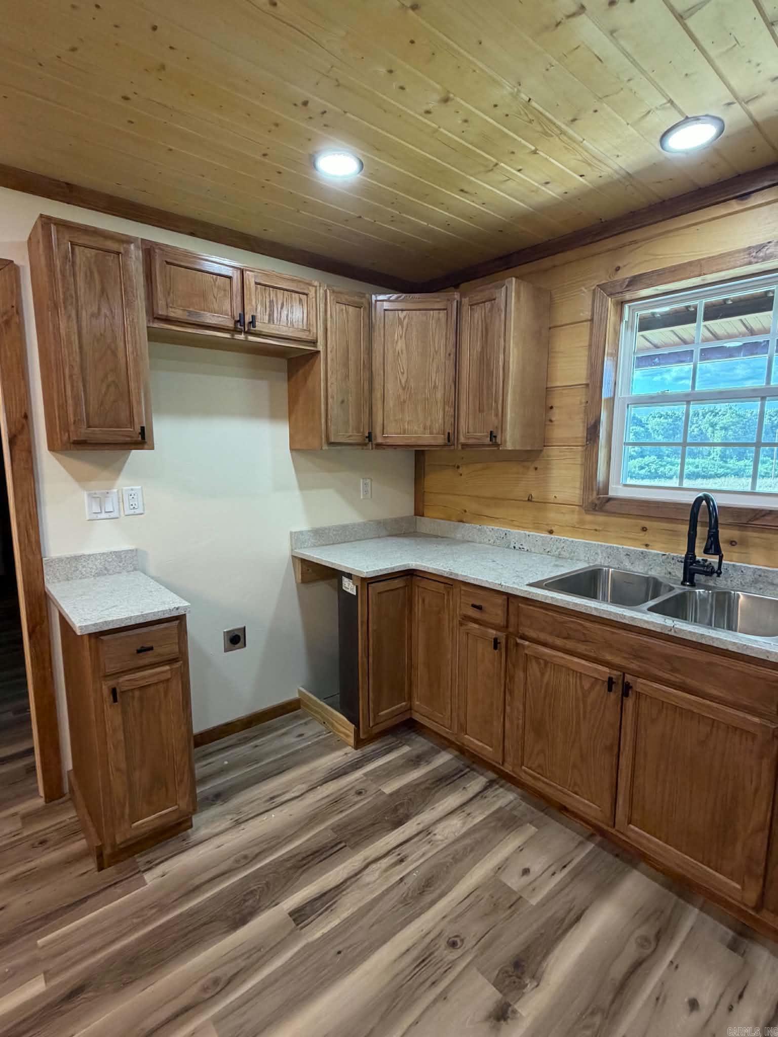113 Madelyn Lane Property Photo 16