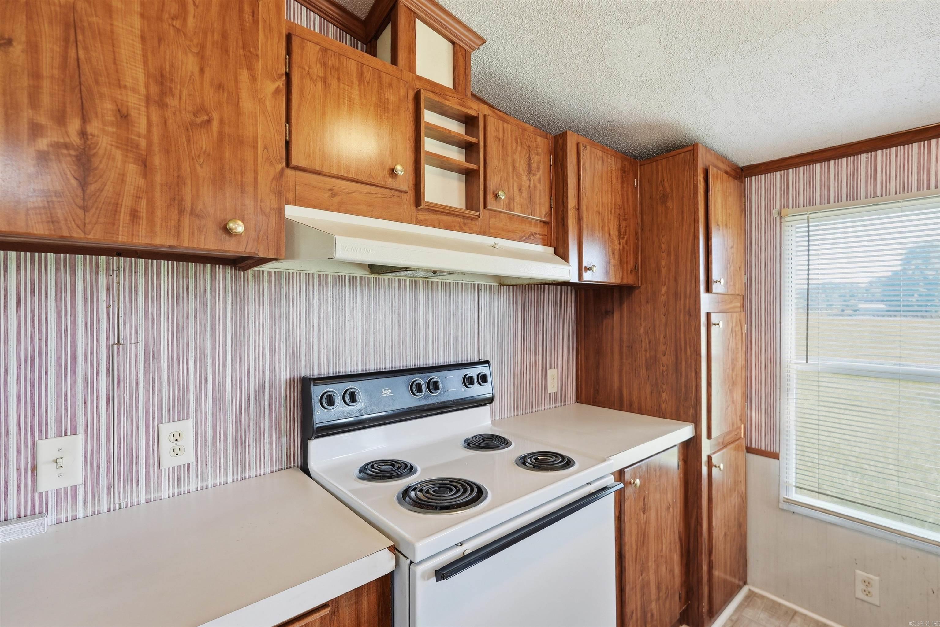103 Weston Road Property Photo 9