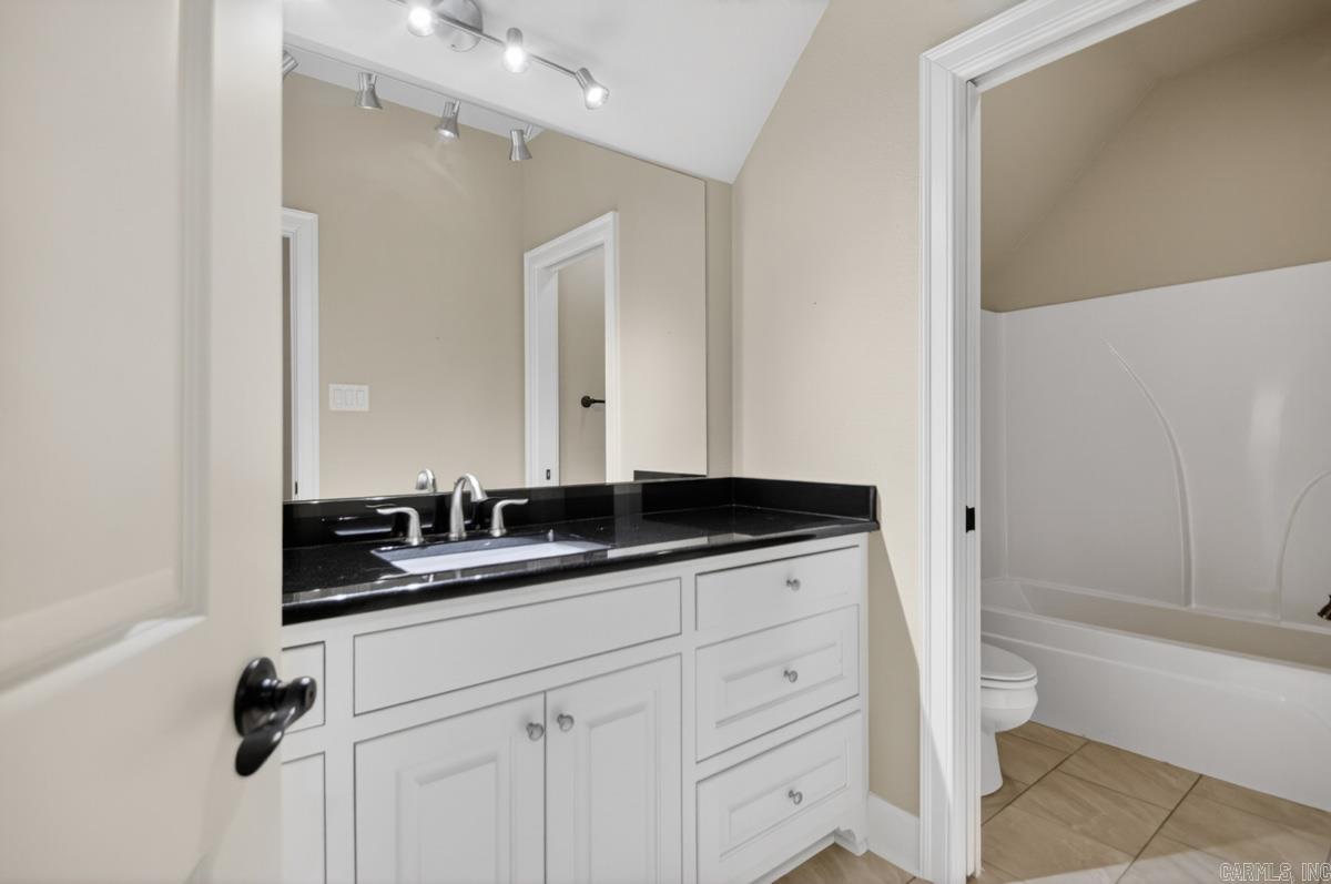 19045 Sulpher Springs Road Property Photo 29