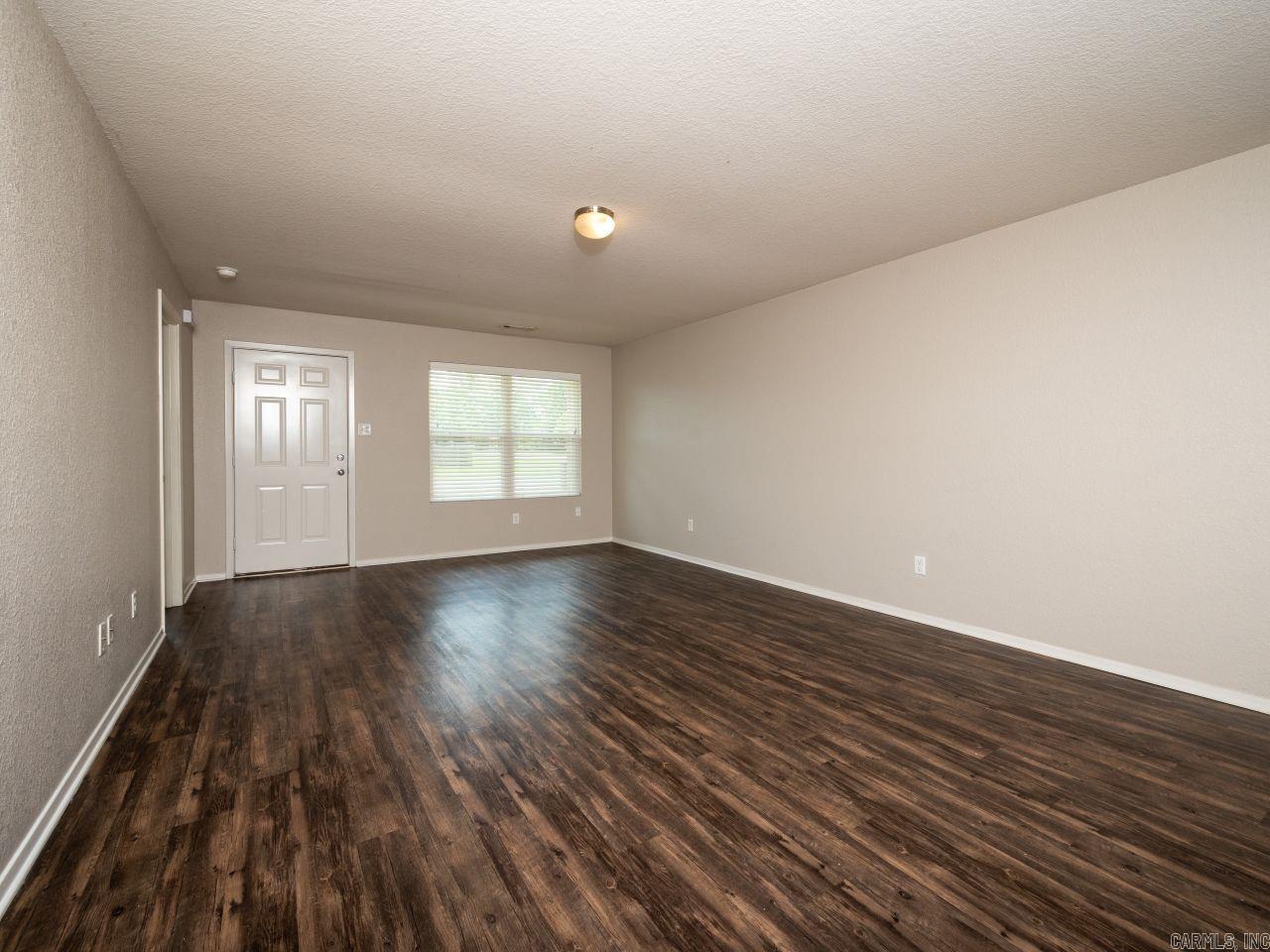 101 Palm Street Property Photo 5