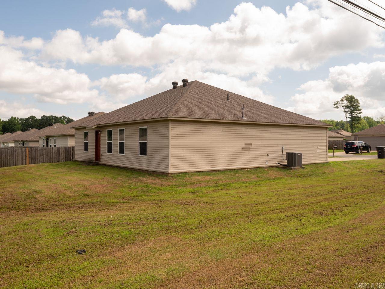 101 Palm Street Property Photo 35