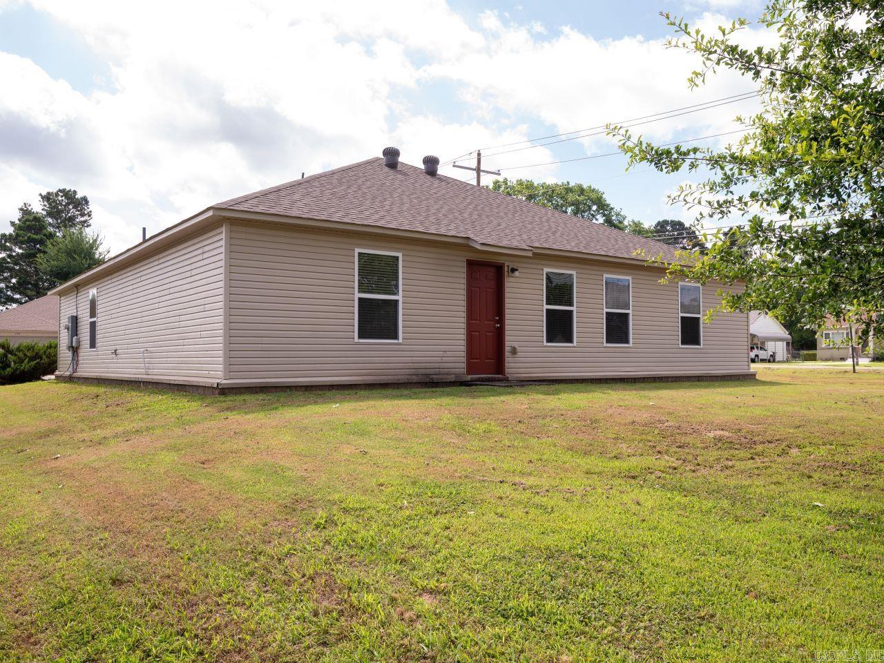 101 Palm Street Property Photo 37