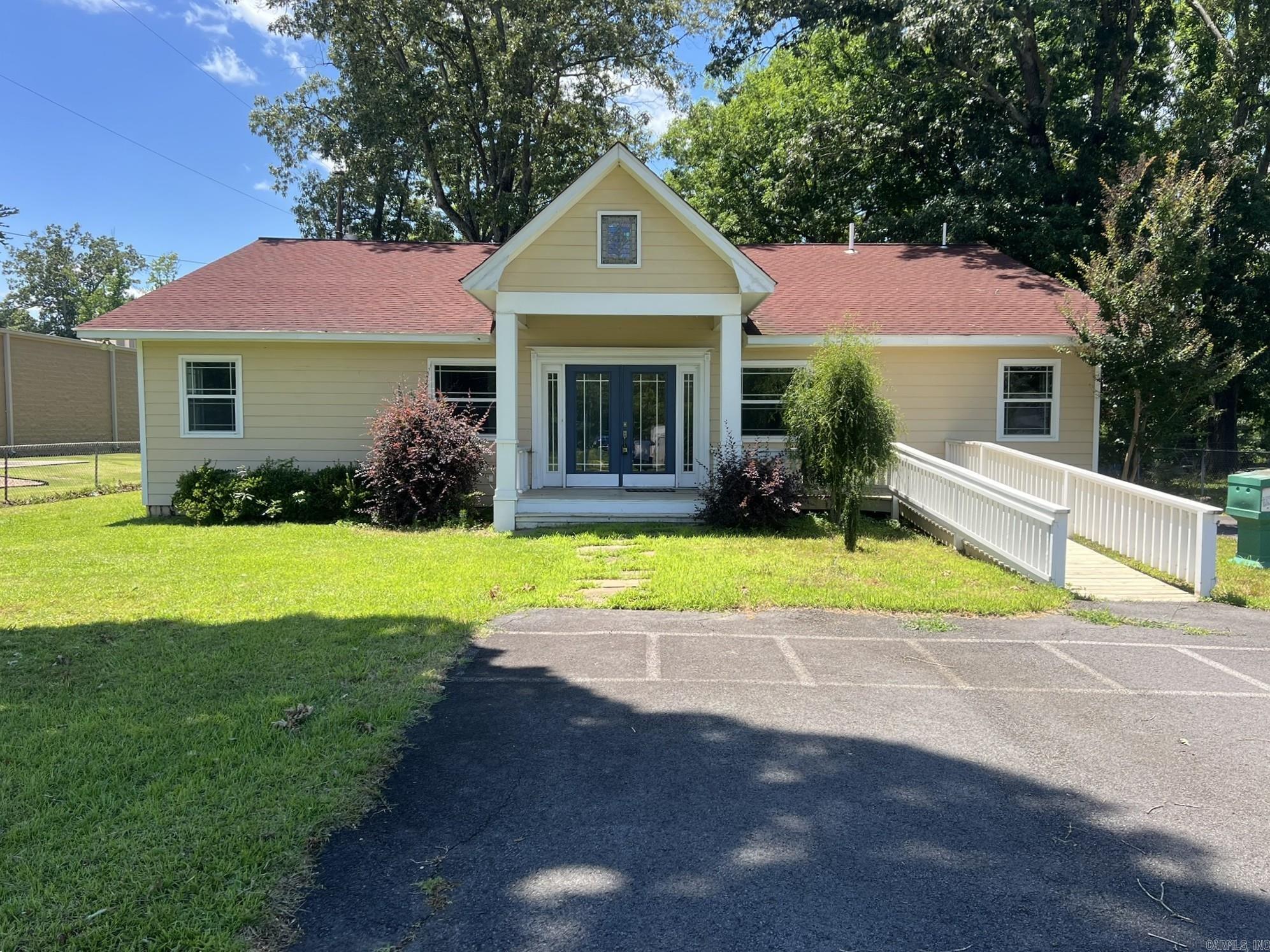 596 Hwy 365 Property Photo 1