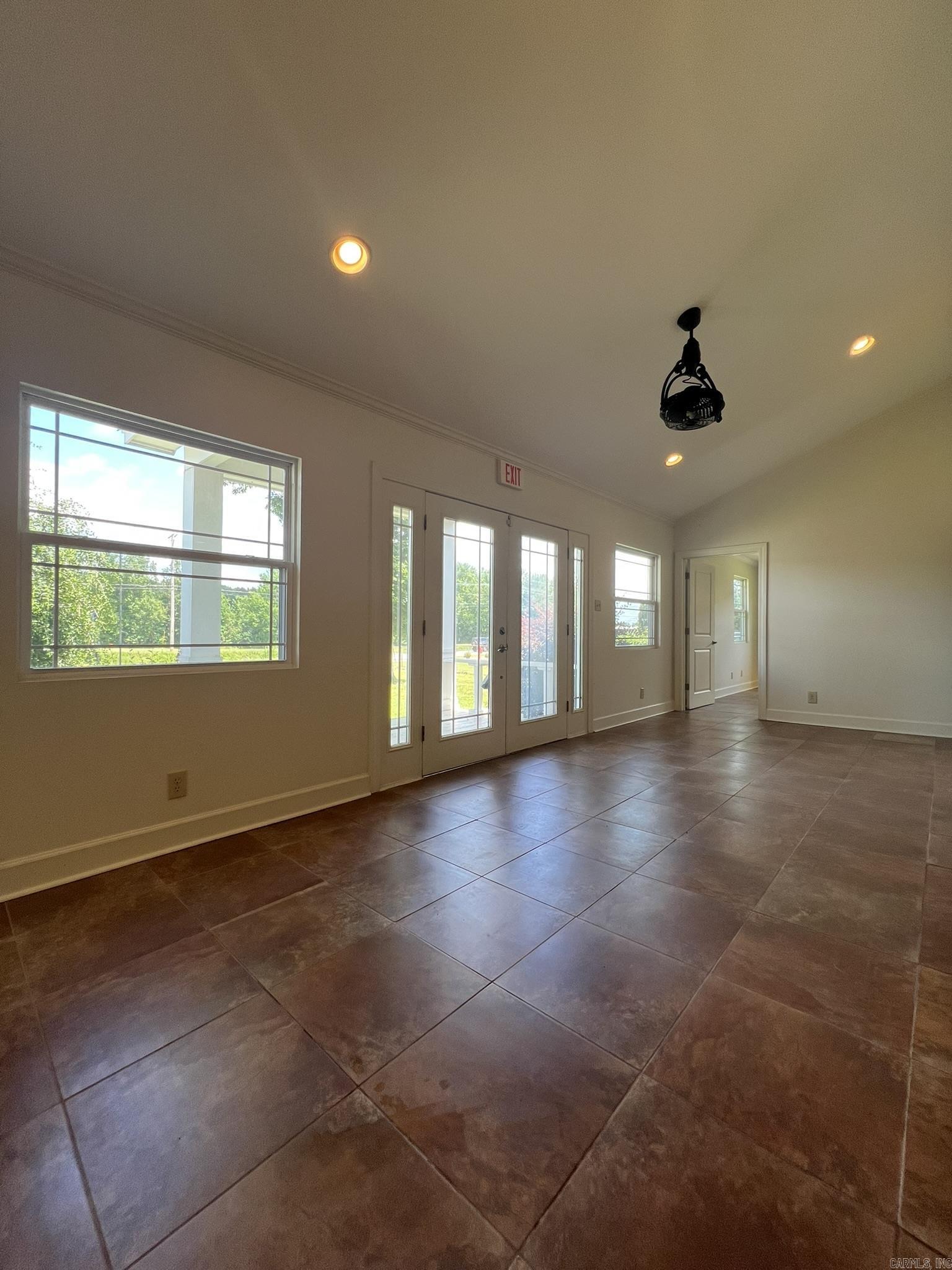 596 Hwy 365 Property Photo 10