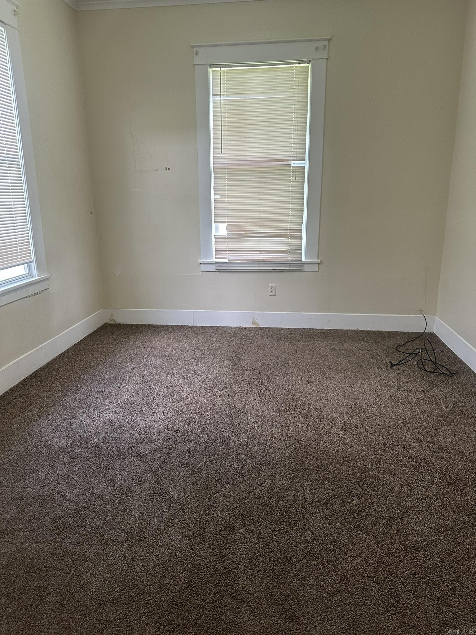 803 N Noble St Property Photo 5