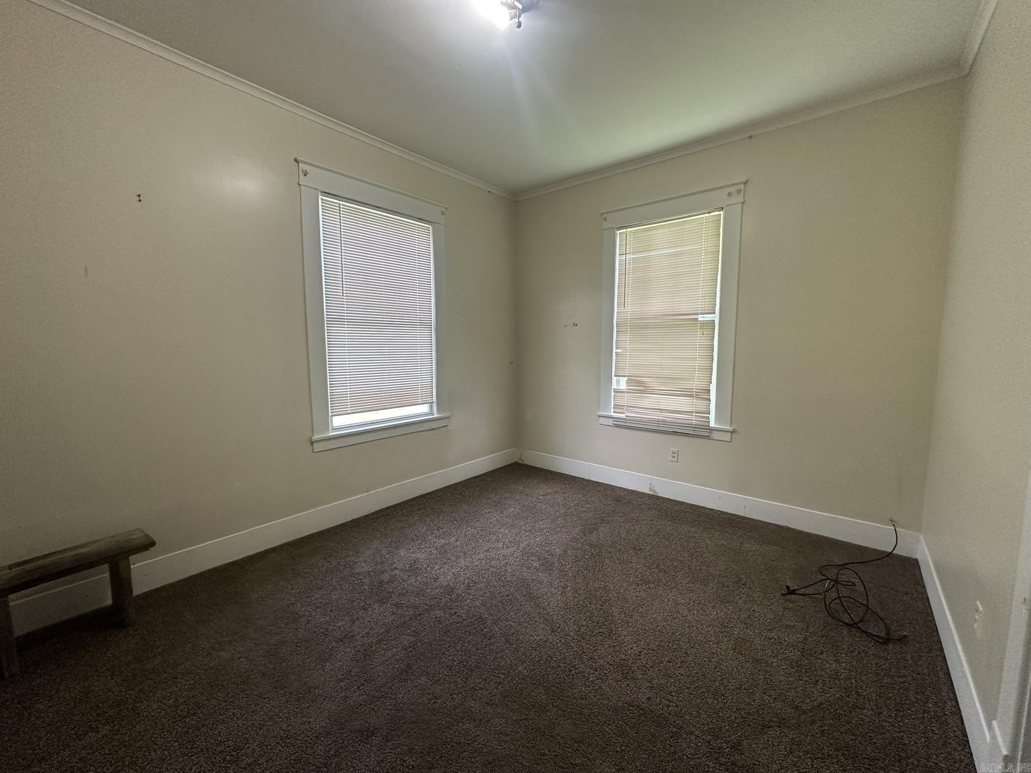 803 N Noble St Property Photo 6
